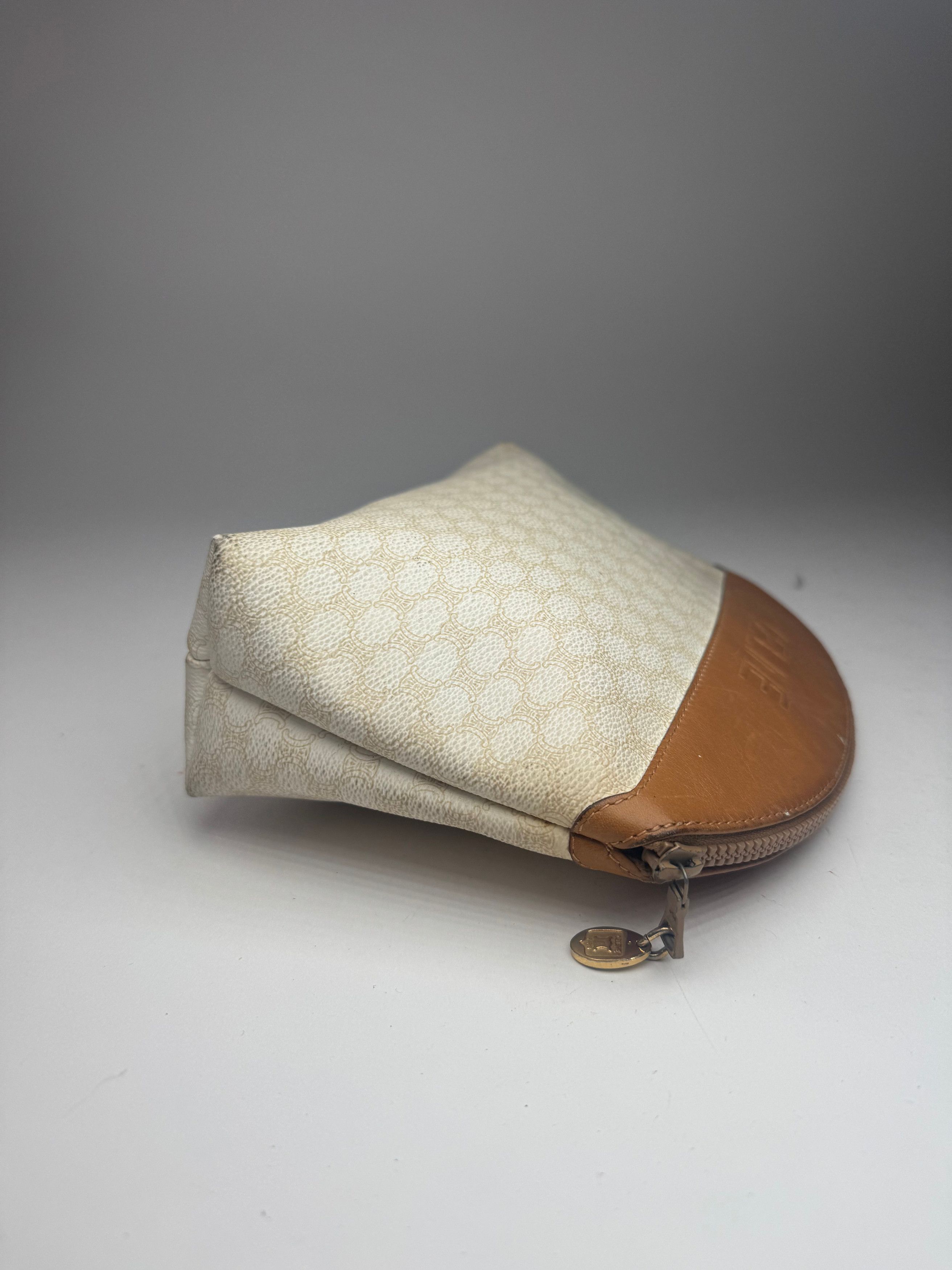 Celine Vintage Paris Monogram Leather Clutch White brown Size ONE SIZE - 10 Thumbnail