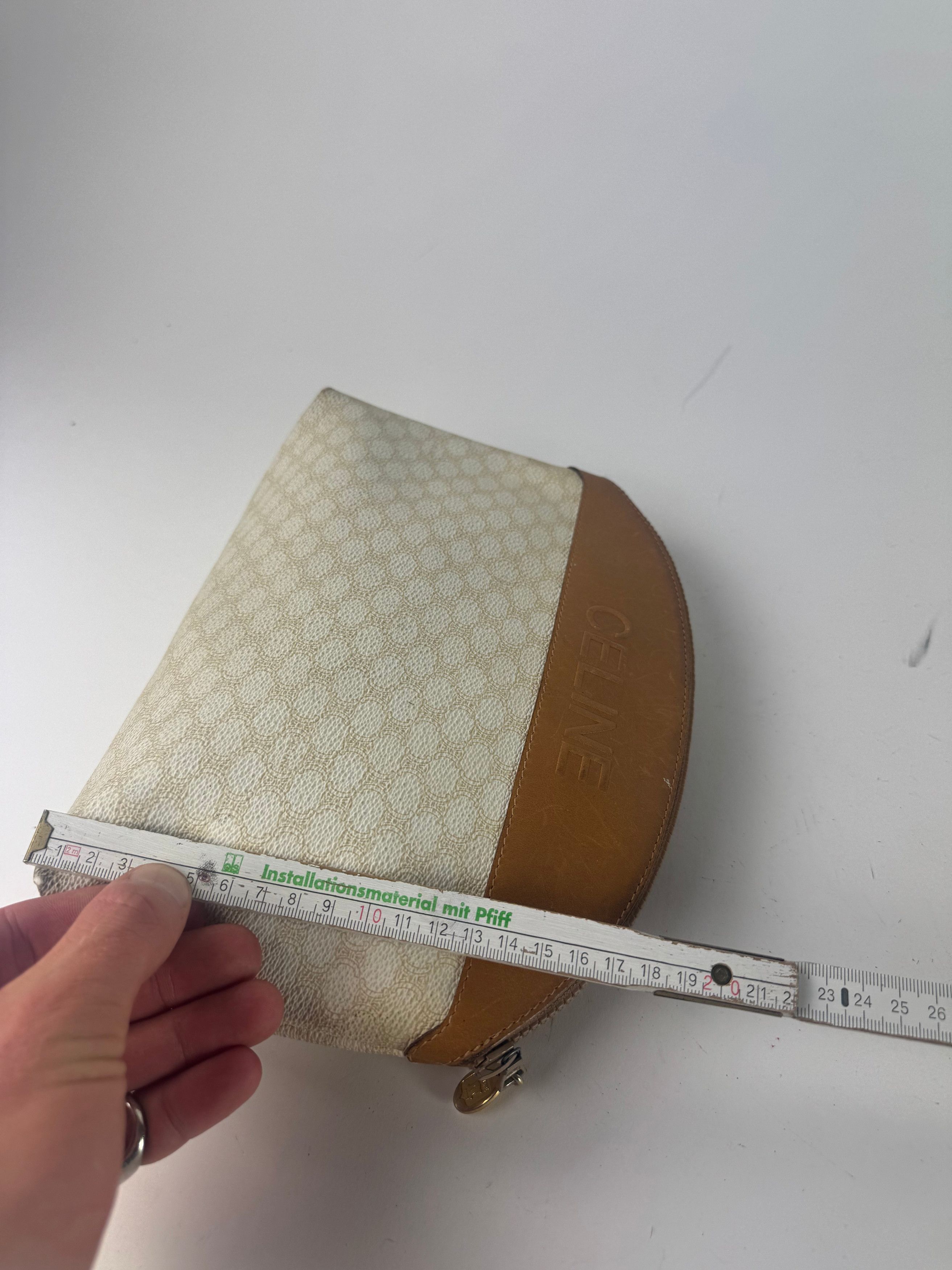 Celine Vintage Paris Monogram Leather Clutch White brown Size ONE SIZE - 12 Thumbnail