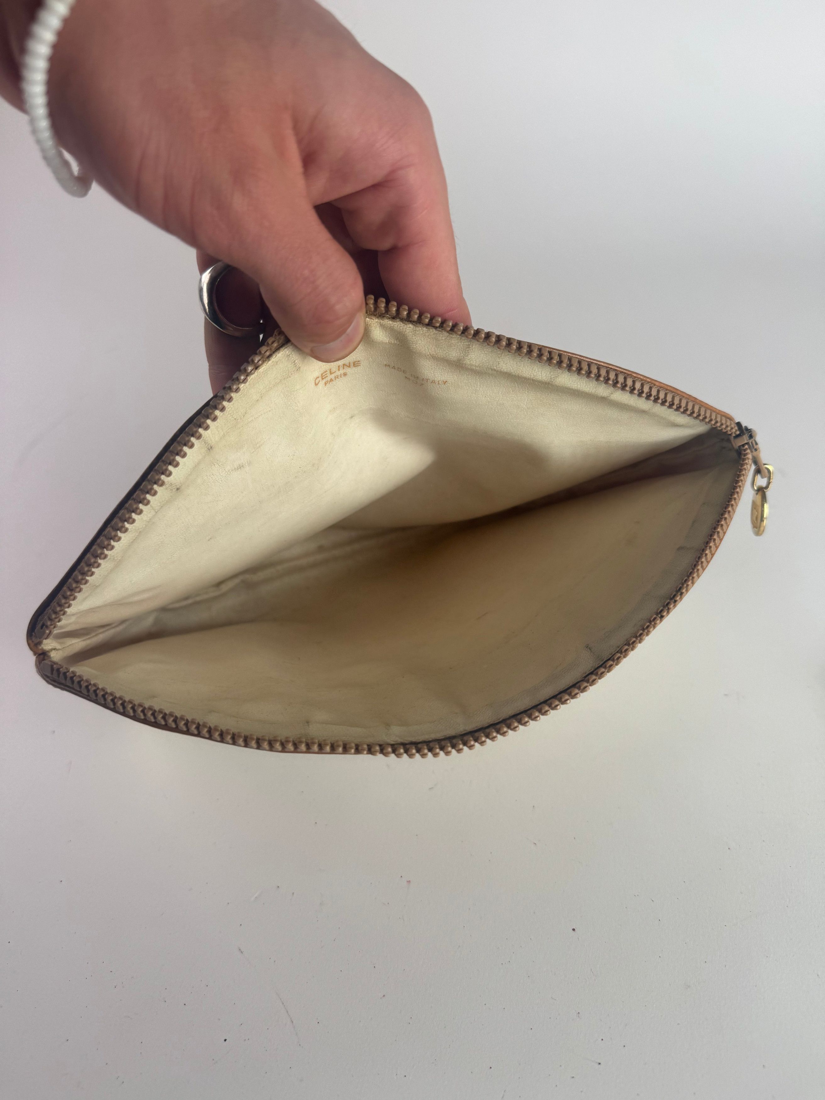 Celine Vintage Paris Monogram Leather Clutch White brown Size ONE SIZE - 3 Thumbnail