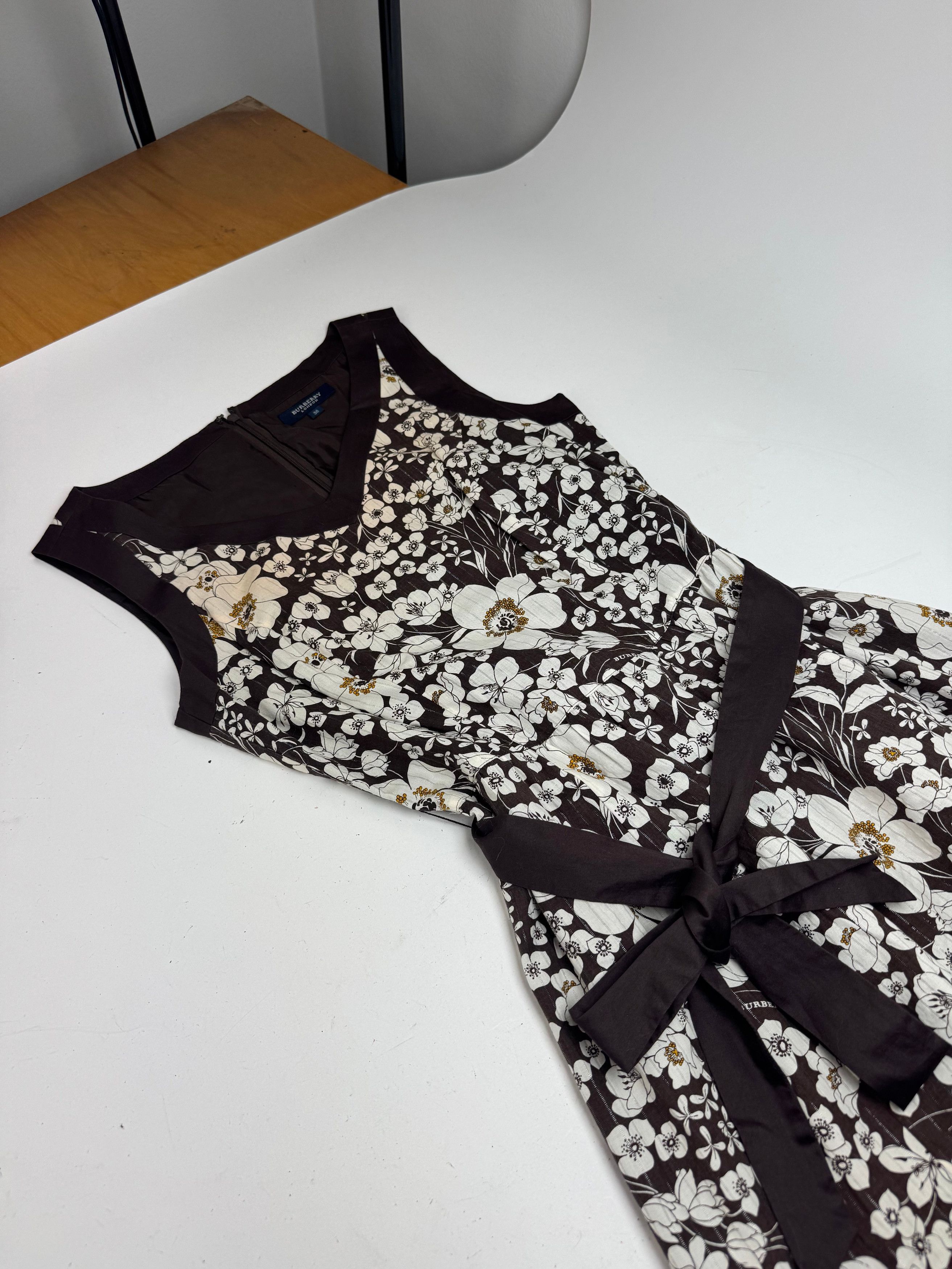 Burberry Vintage Floral Dresd Black White Size S / US 4 / IT 40 - 6 Thumbnail