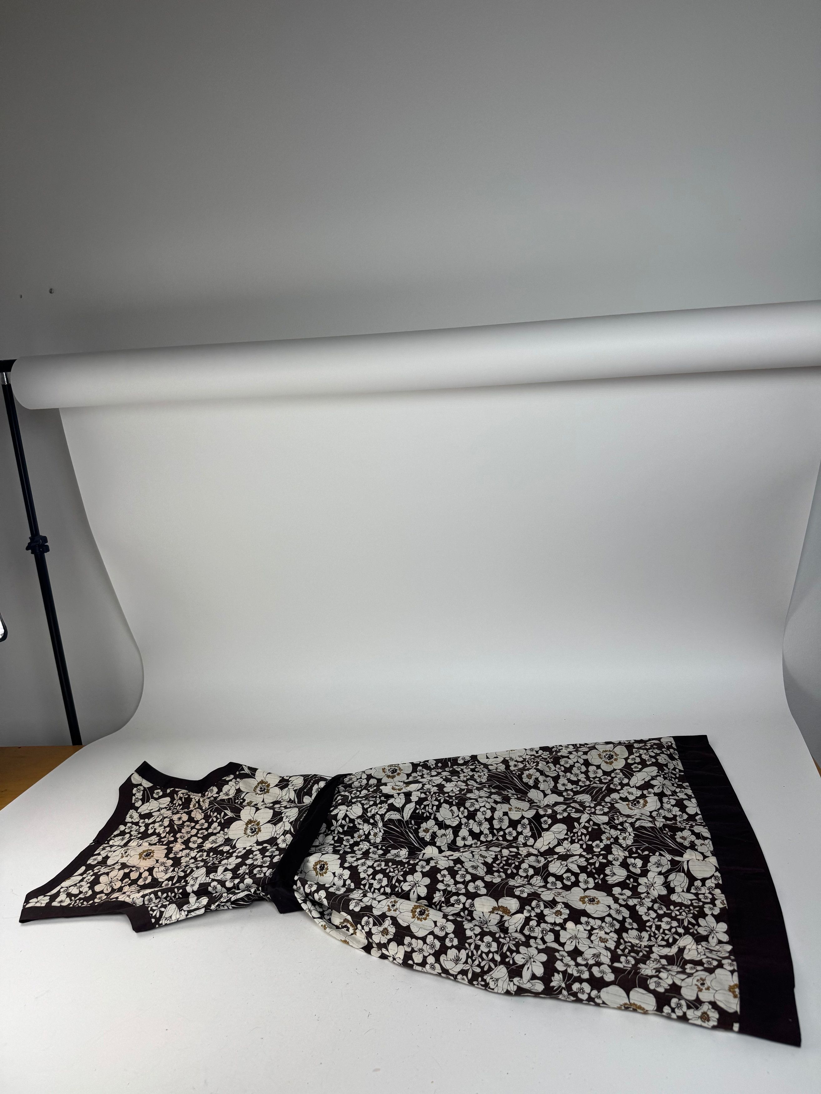 Burberry Vintage Floral Dresd Black White Size S / US 4 / IT 40 - 8 Thumbnail