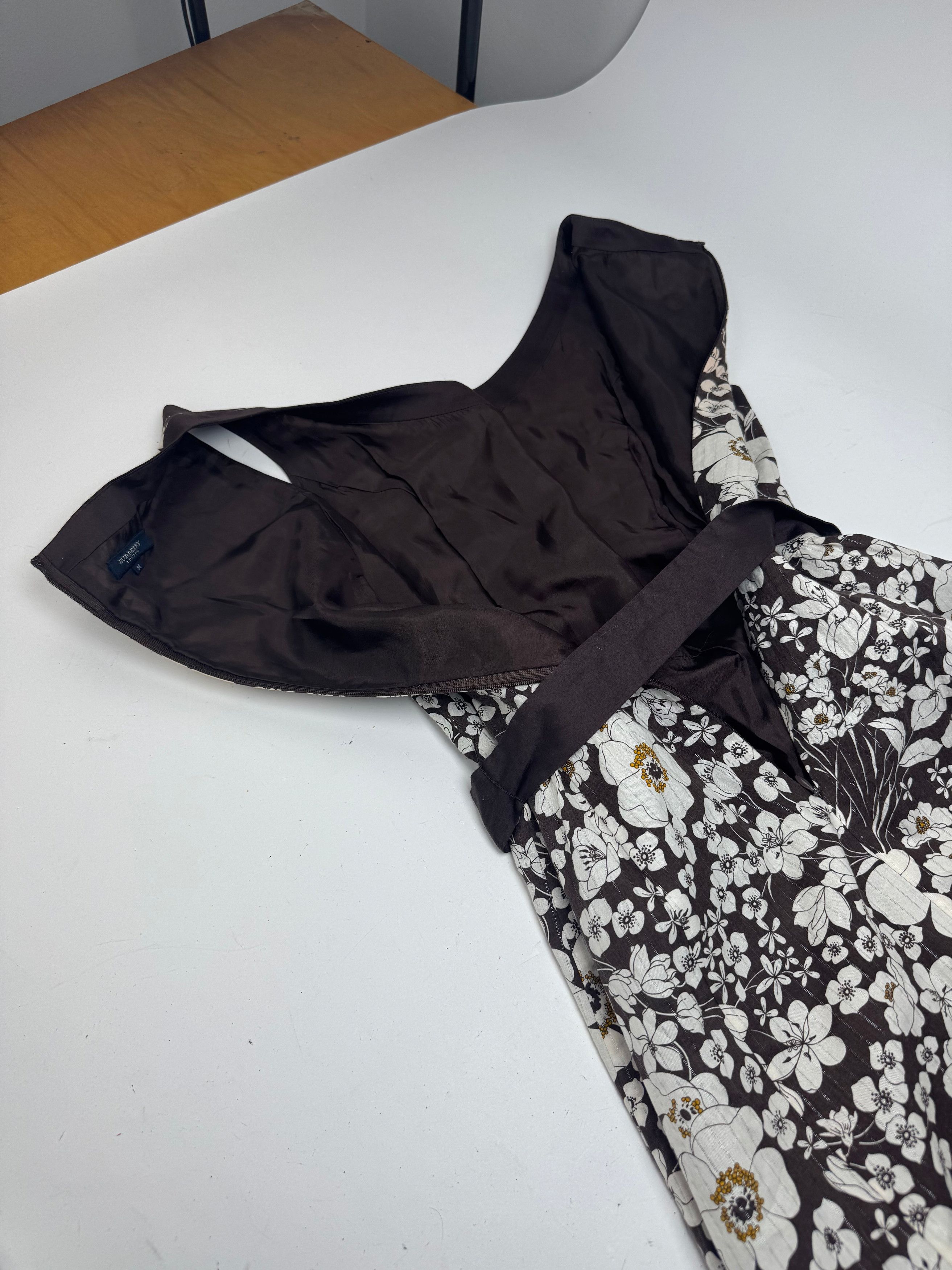 Burberry Vintage Floral Dresd Black White Size S / US 4 / IT 40 - 9 Thumbnail