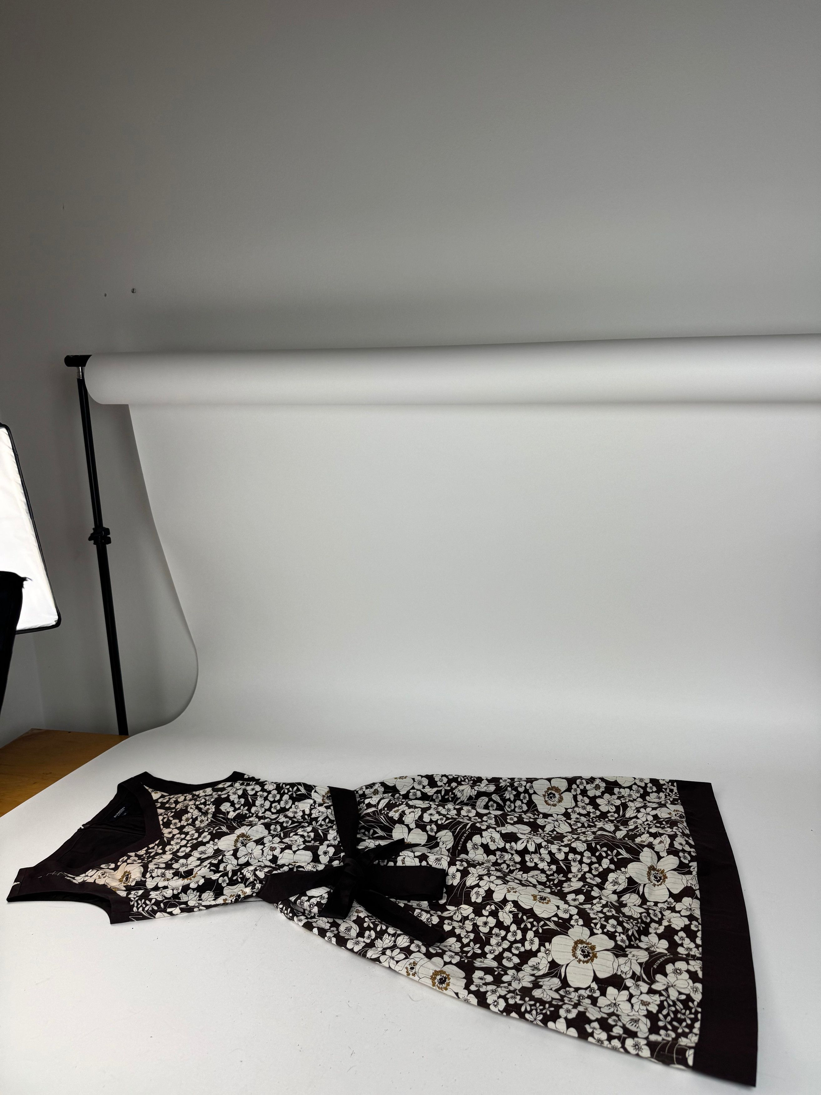 Burberry Vintage Floral Dresd Black White Size S / US 4 / IT 40 - 5 Thumbnail