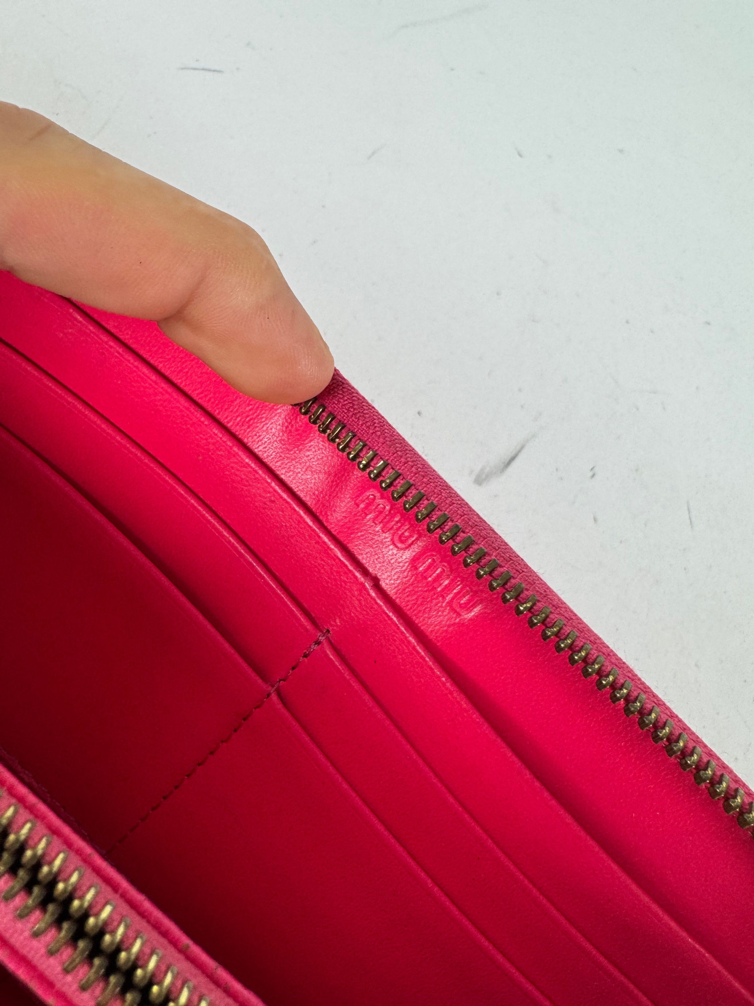Miu Miu Vintage Patent Leather Wallet pink Zipper Off Size ONE SIZE - 4 Thumbnail