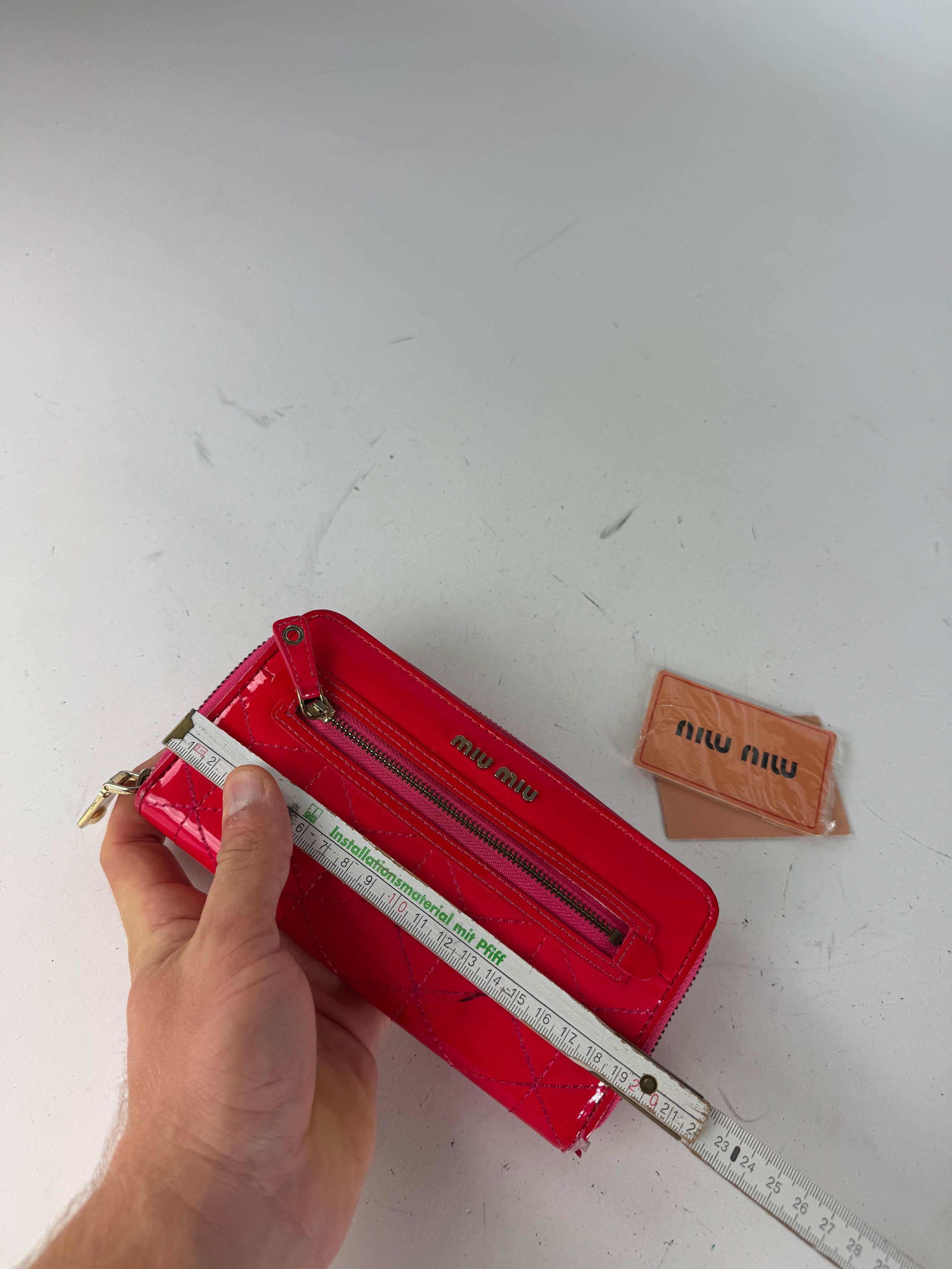 Miu Miu Vintage Patent Leather Wallet pink Zipper Off Size ONE SIZE - 7 Thumbnail