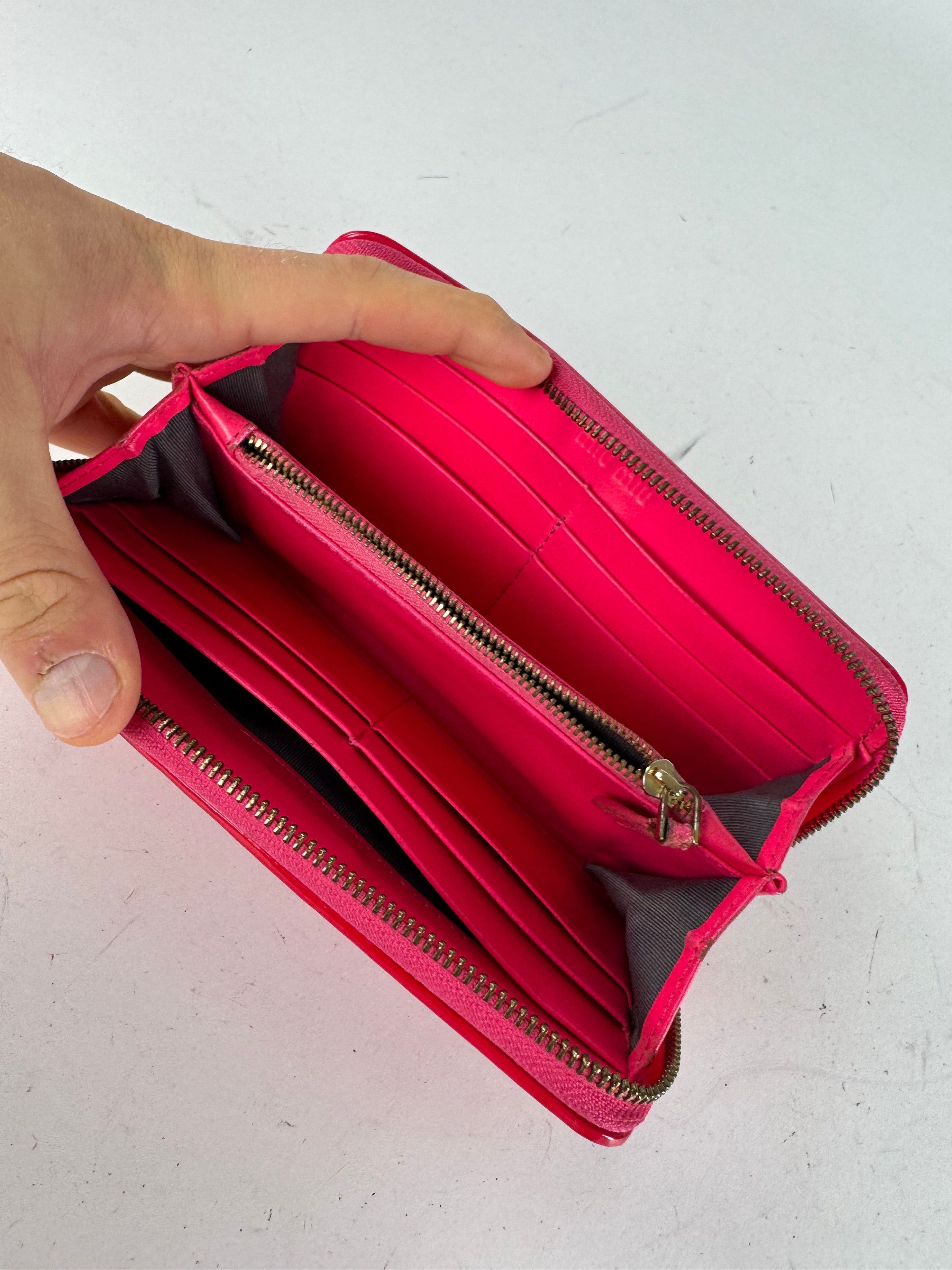 Miu Miu Vintage Patent Leather Wallet pink Zipper Off Size ONE SIZE - 3 Thumbnail