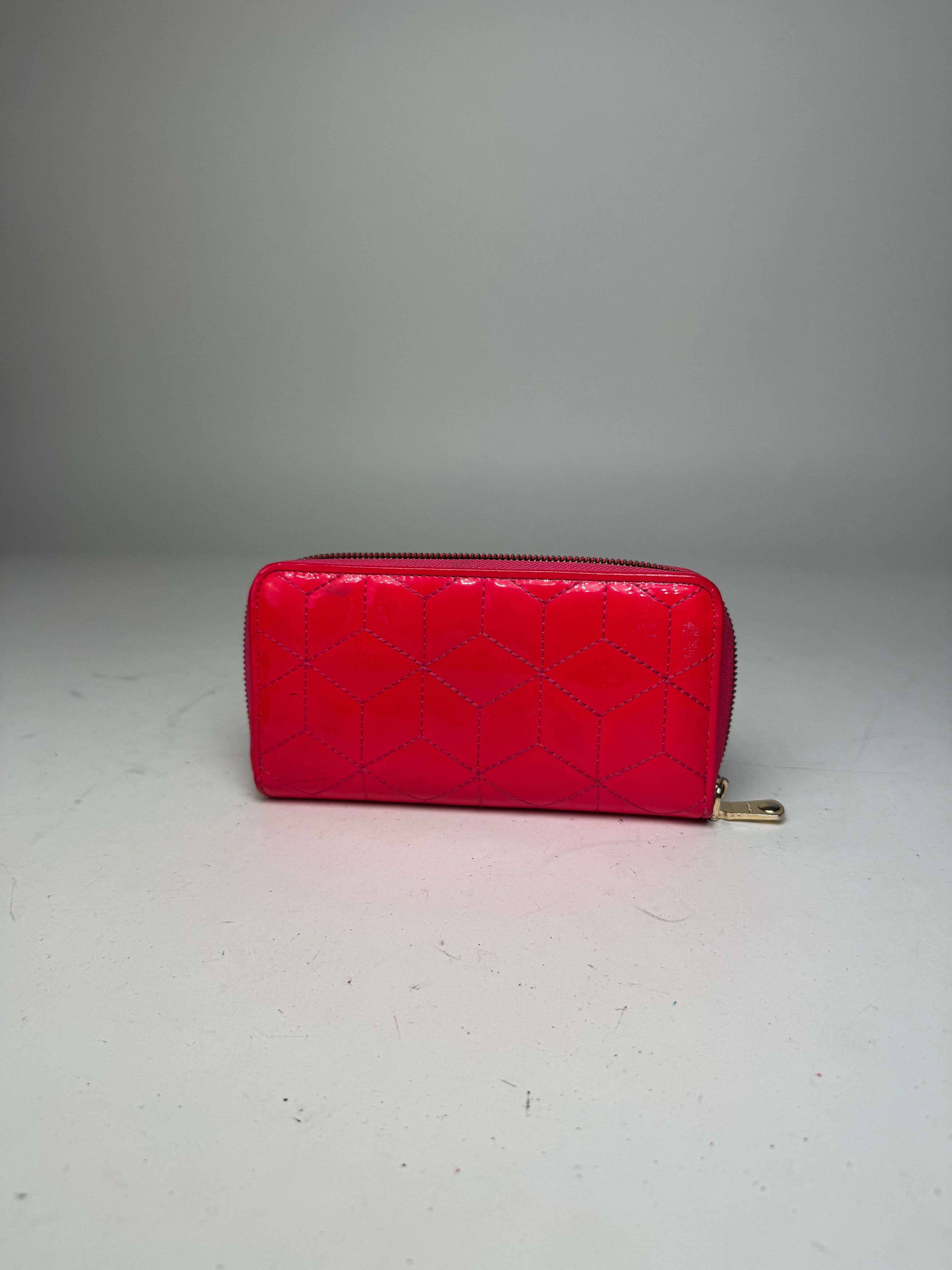 Miu Miu Vintage Patent Leather Wallet pink Zipper Off Size ONE SIZE - 2 Thumbnail