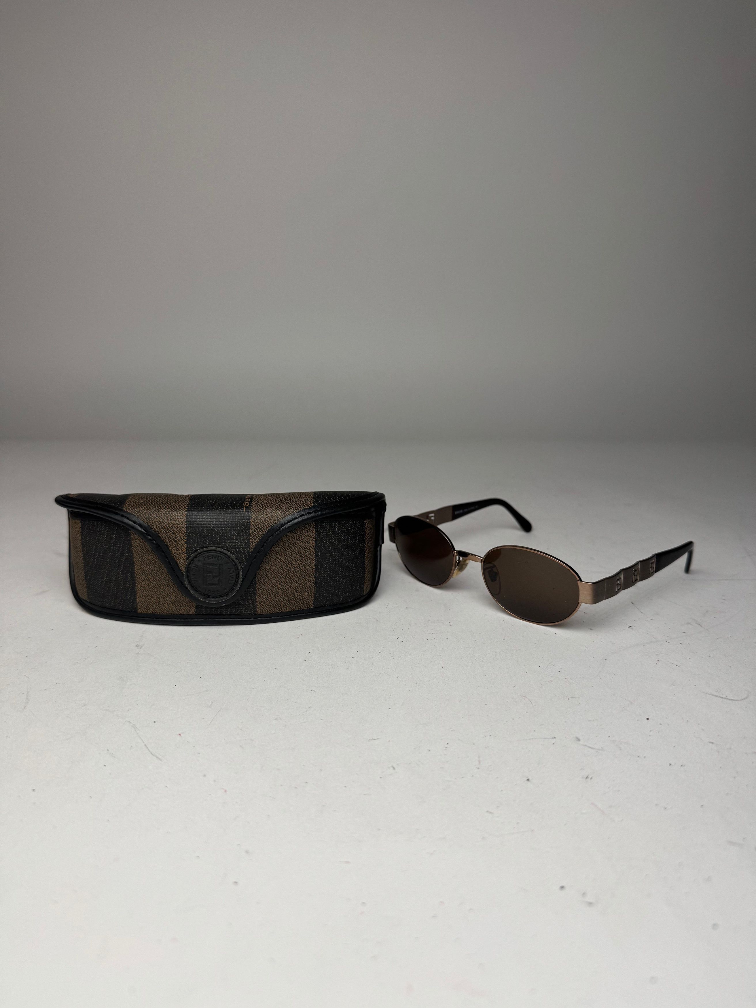 Fendi Vintage Roma Retro Sunglasses Brown Size ONE SIZE - 12 Thumbnail