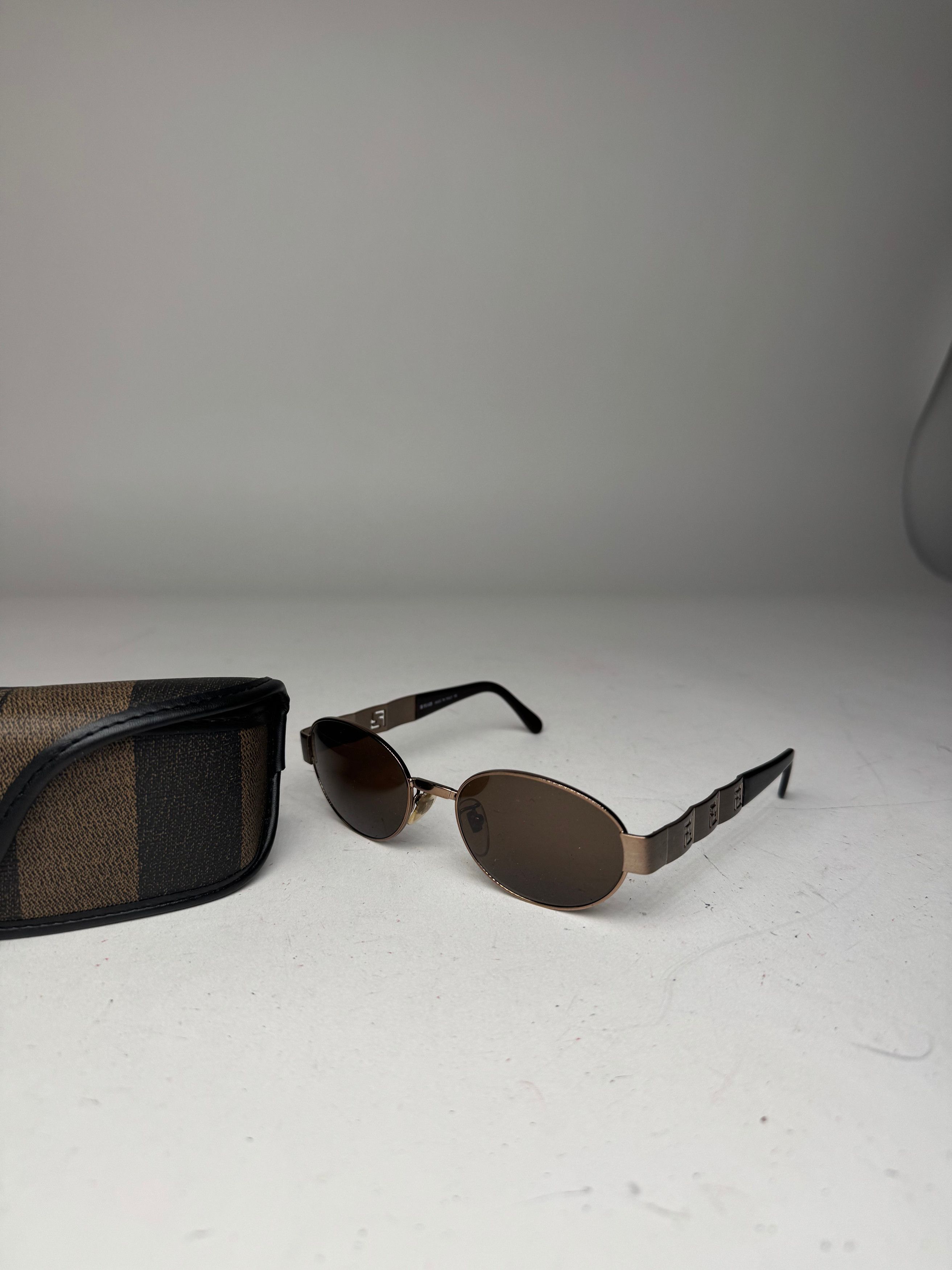 Fendi Vintage Roma Retro Sunglasses Brown Size ONE SIZE - 8 Thumbnail
