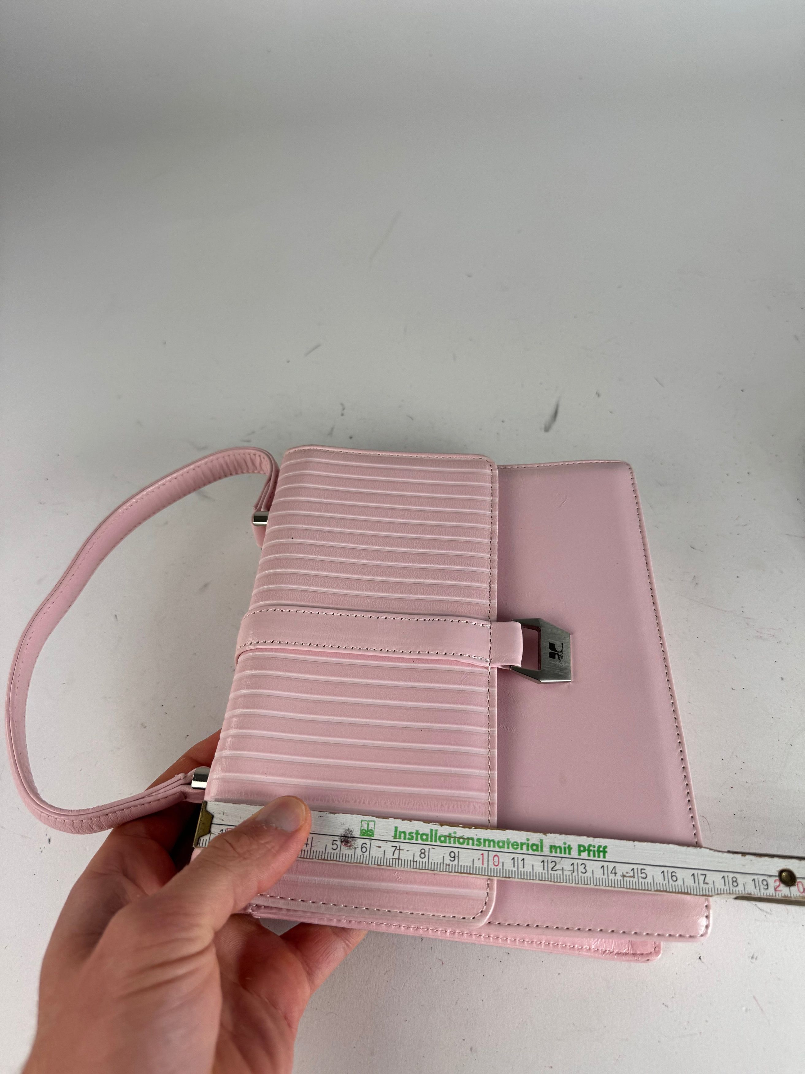 Courreges Vintage Leather Handbag Pink Size ONE SIZE - 9 Thumbnail