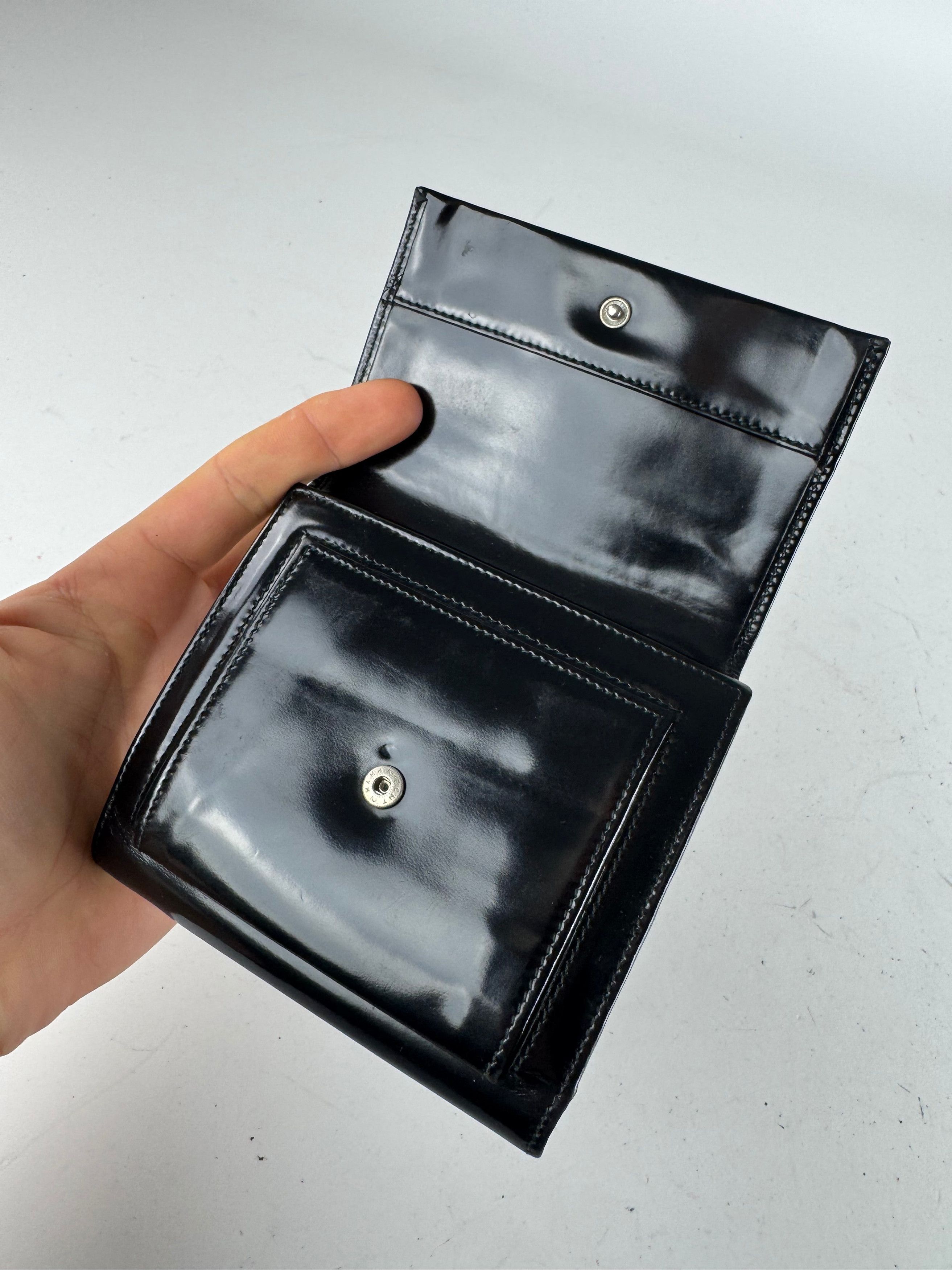 Gucci Vintage Patent Leather Wallet Black Size ONE SIZE - 4 Thumbnail