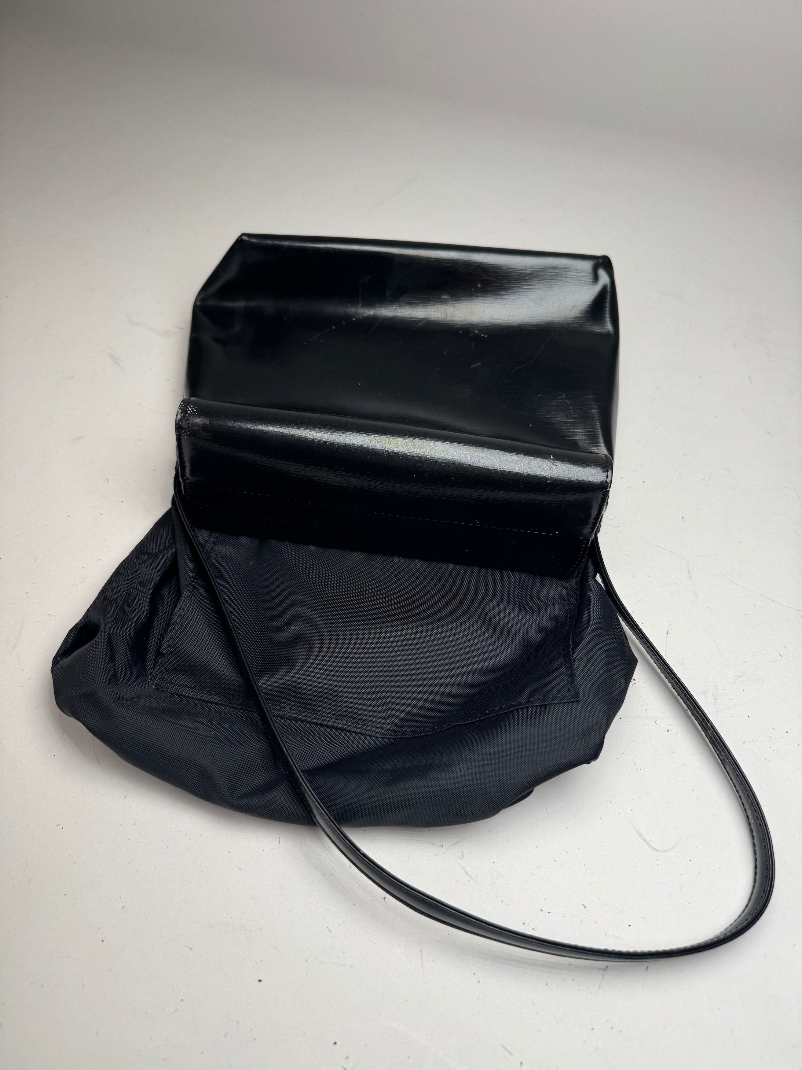 Givenchy Vintage Patent Leather Handbag black Size ONE SIZE - 3 Thumbnail