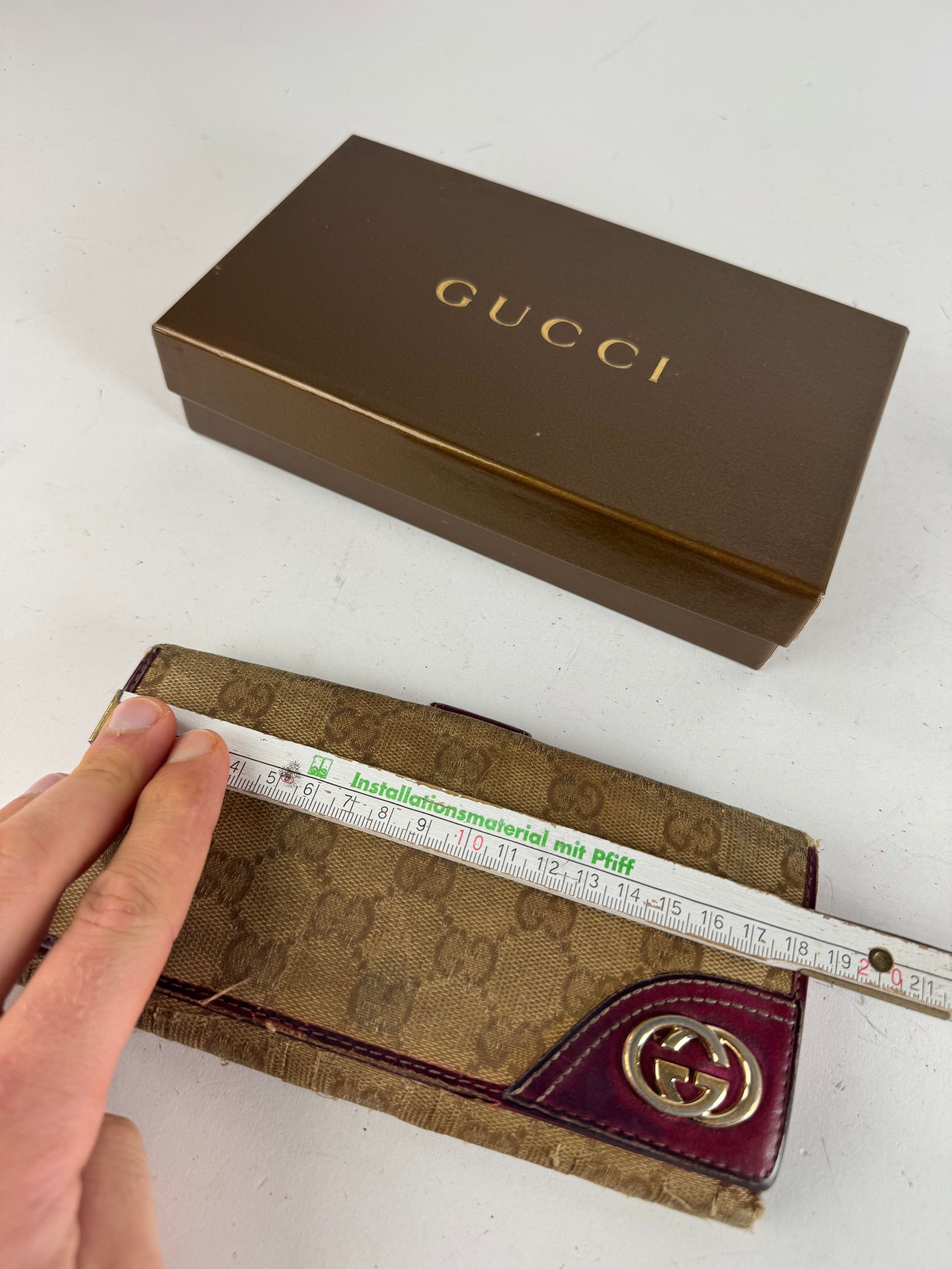 Gucci Vintage Monogram Wallet Beige Purple Size ONE SIZE - 9 Thumbnail