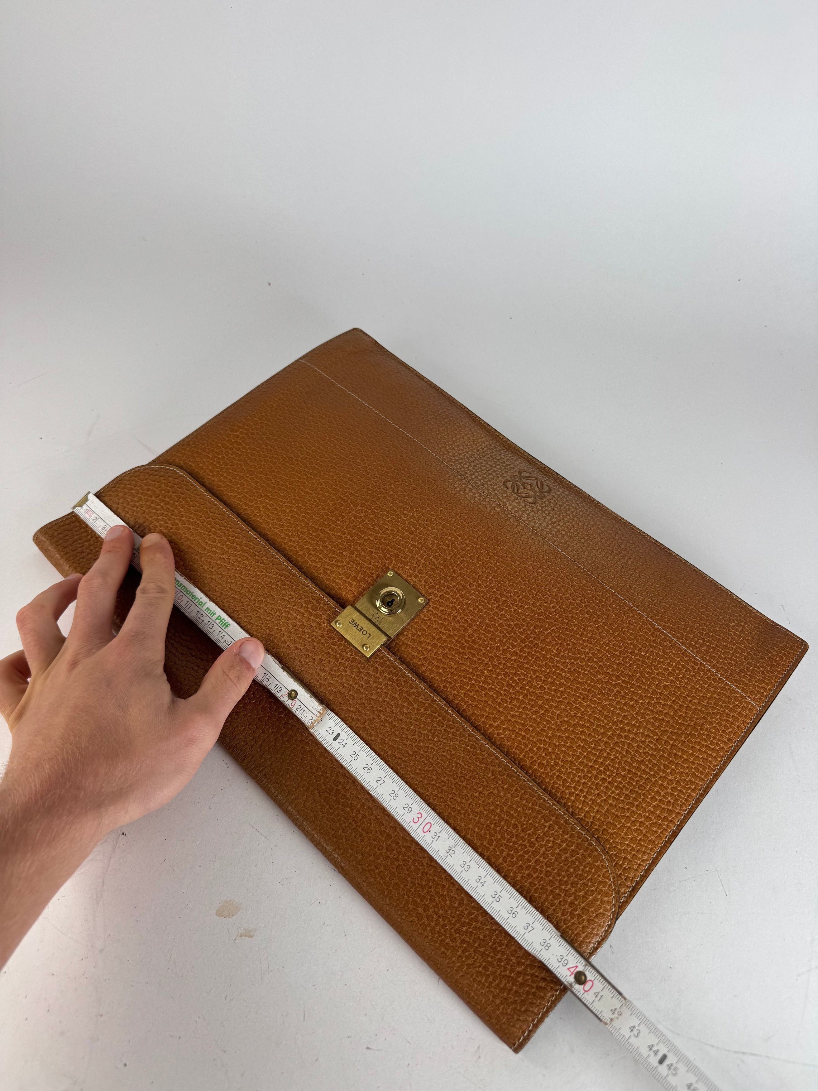 Other Vintage Loewe Madrid Leather Clutch Brown Size ONE SIZE - 8 Thumbnail