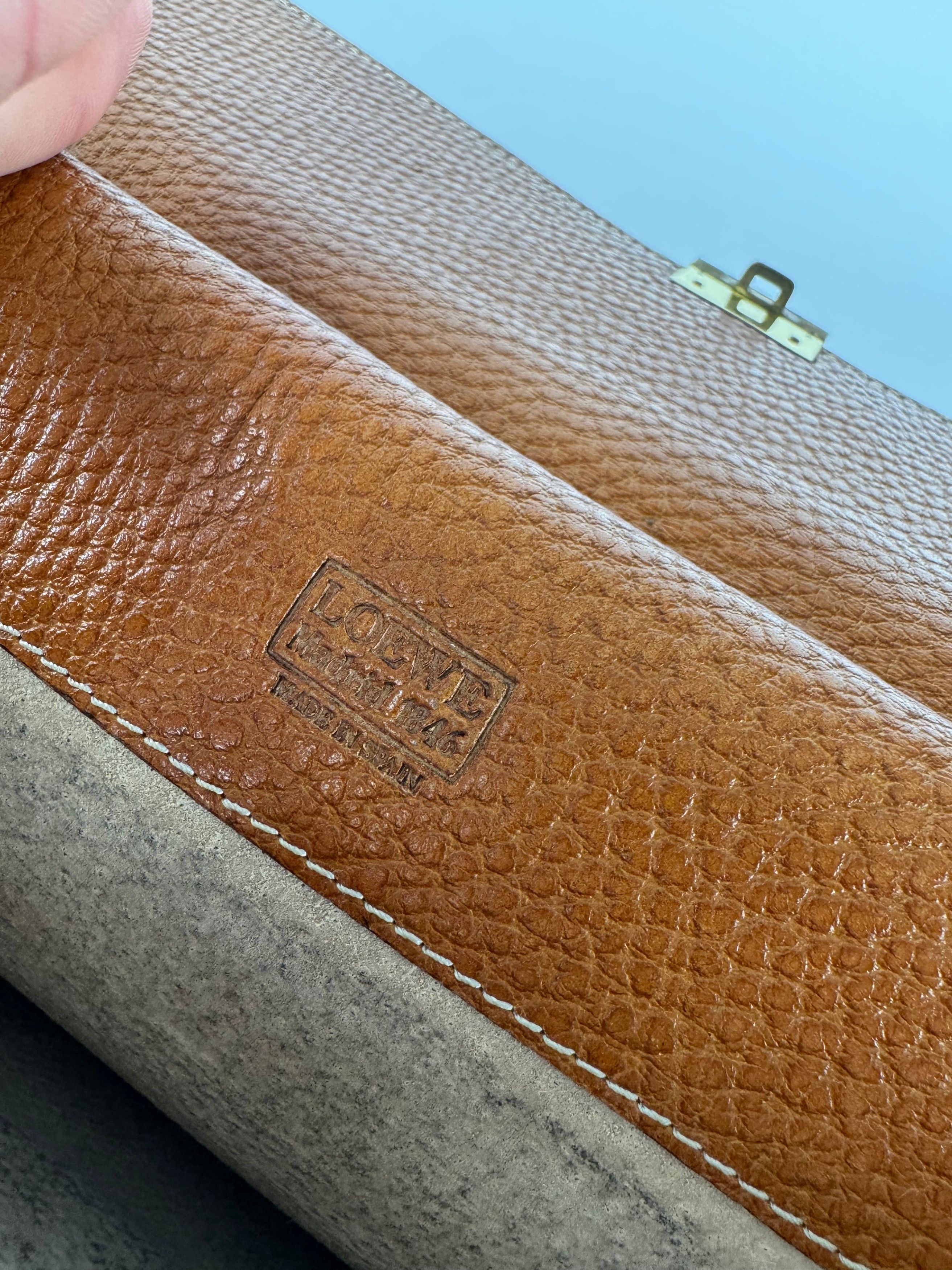 Other Vintage Loewe Madrid Leather Clutch Brown Size ONE SIZE - 4 Thumbnail