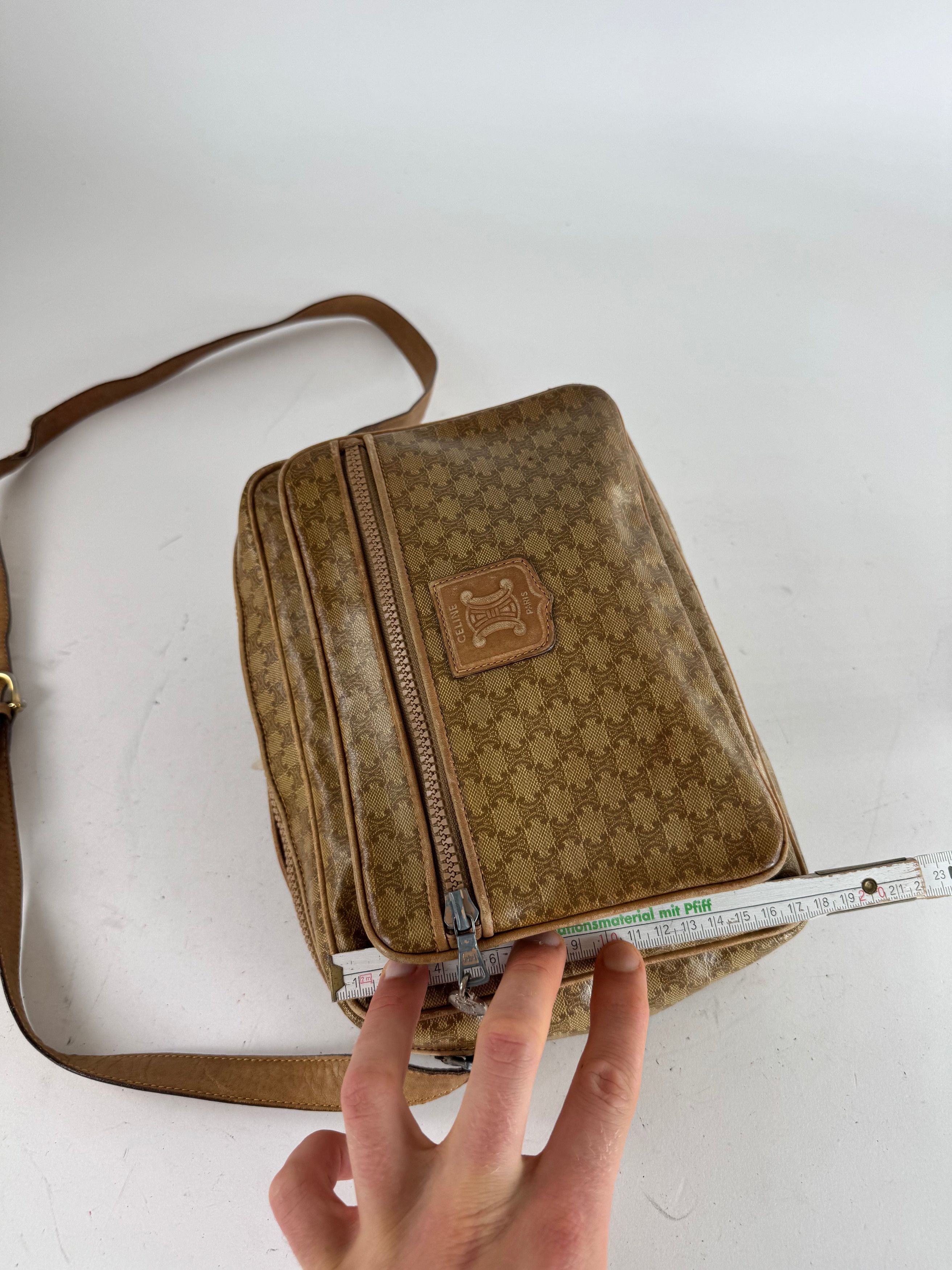Celine Vintage Paris Patent Leather Triomphe Monogram Bag Brown Size ONE SIZE - 12 Thumbnail