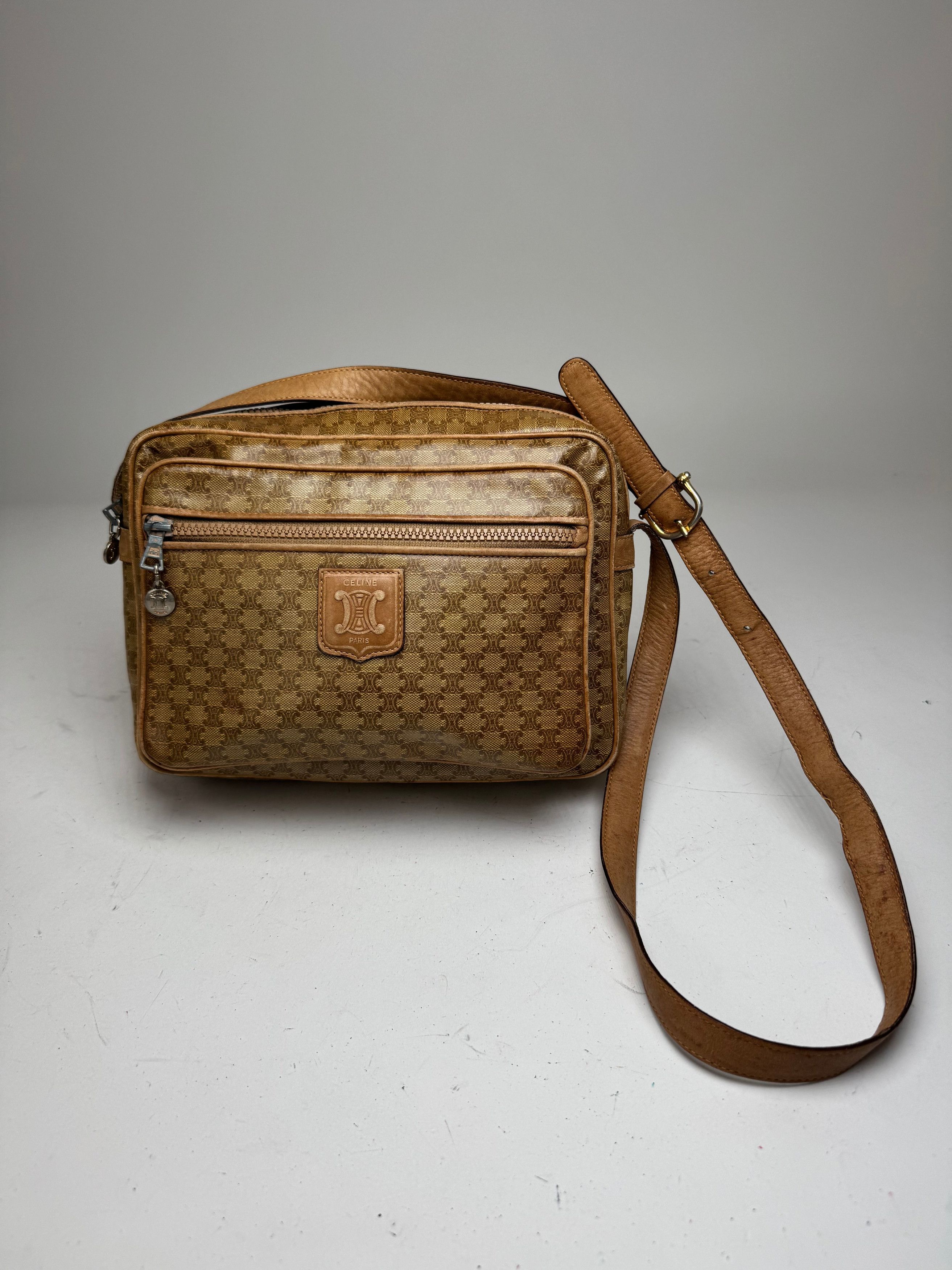 Celine Vintage Paris Patent Leather Triomphe Monogram Bag Brown Size ONE SIZE - 6 Thumbnail