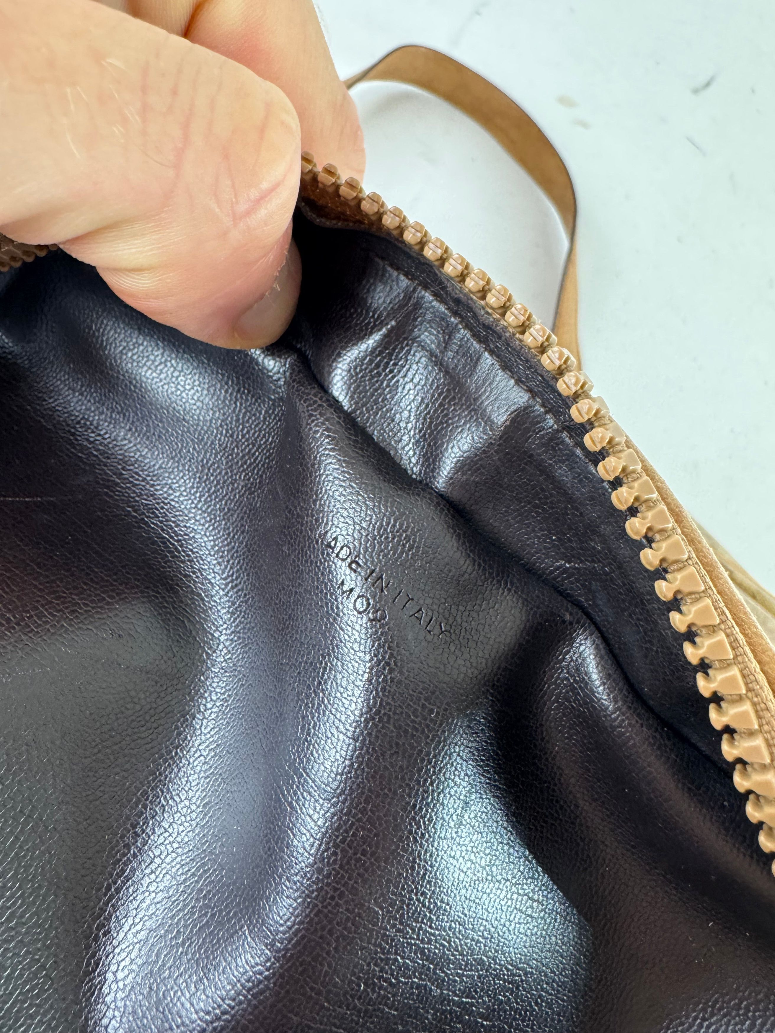 Celine Vintage Paris Patent Leather Triomphe Monogram Bag Brown Size ONE SIZE - 4 Thumbnail
