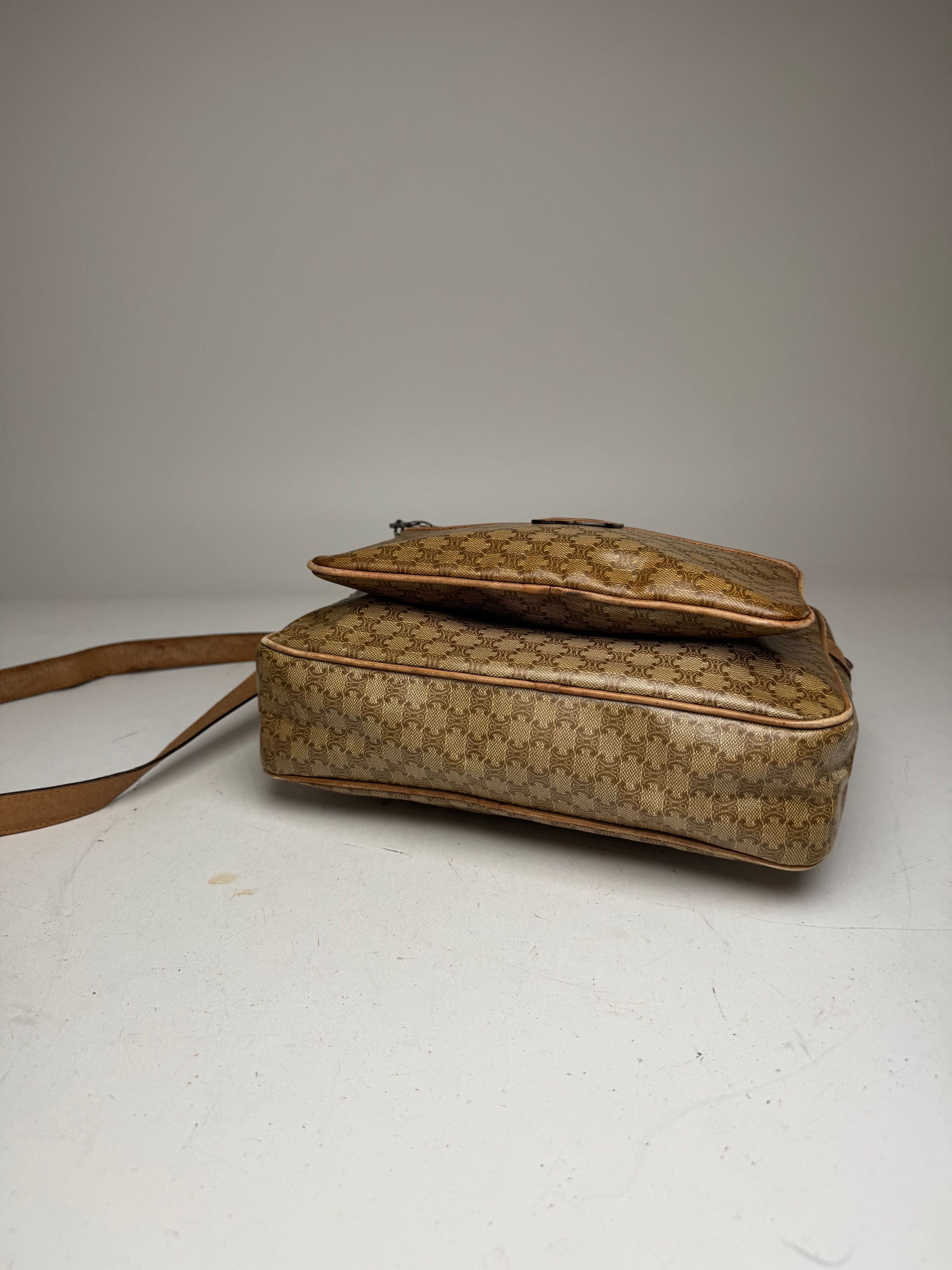 Celine Vintage Paris Patent Leather Triomphe Monogram Bag Brown Size ONE SIZE - 10 Thumbnail