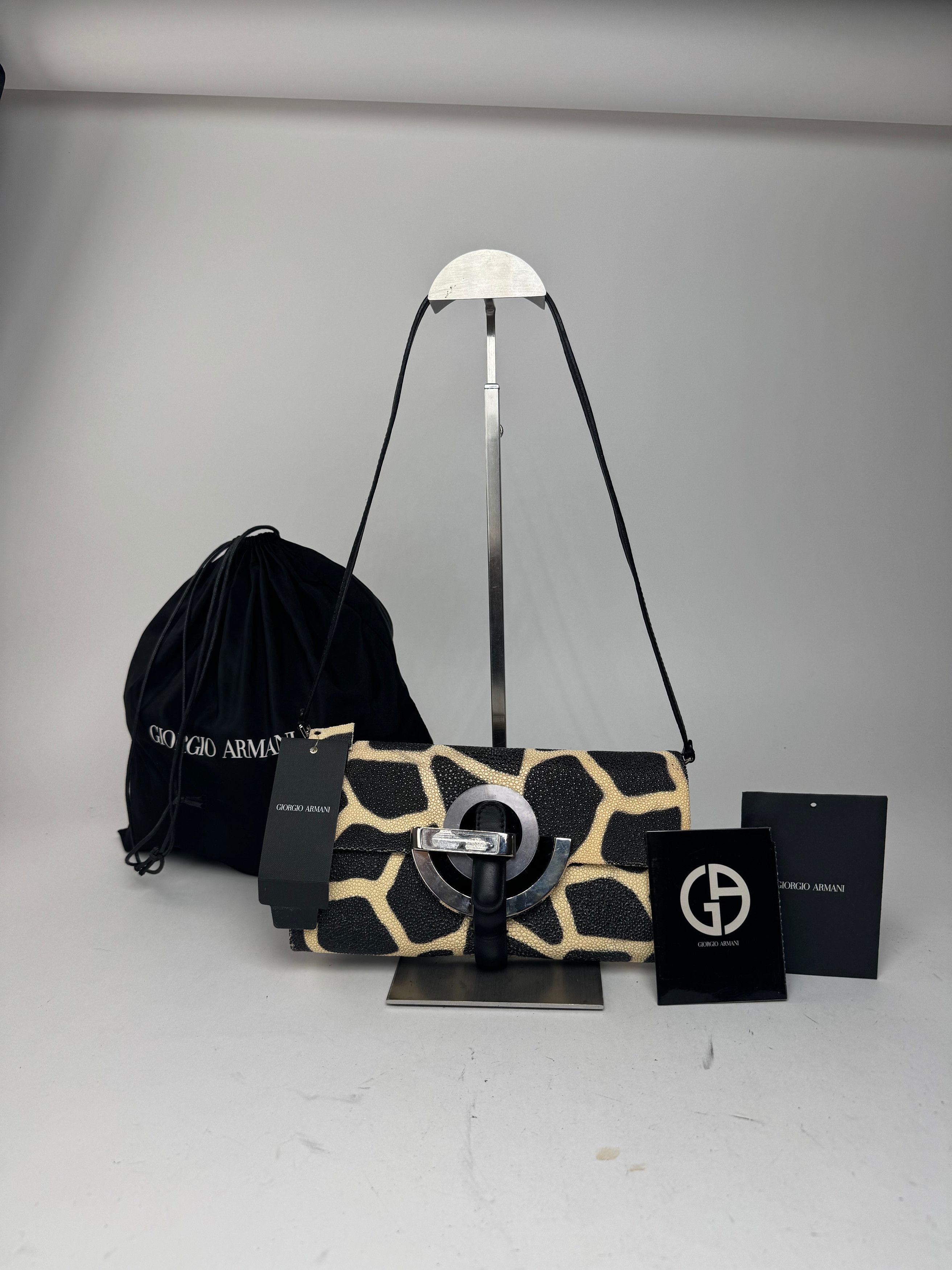 Giorgio Armani Vintage Leather Bag New With Tags black Yellow Size ONE SIZE - 5 Thumbnail