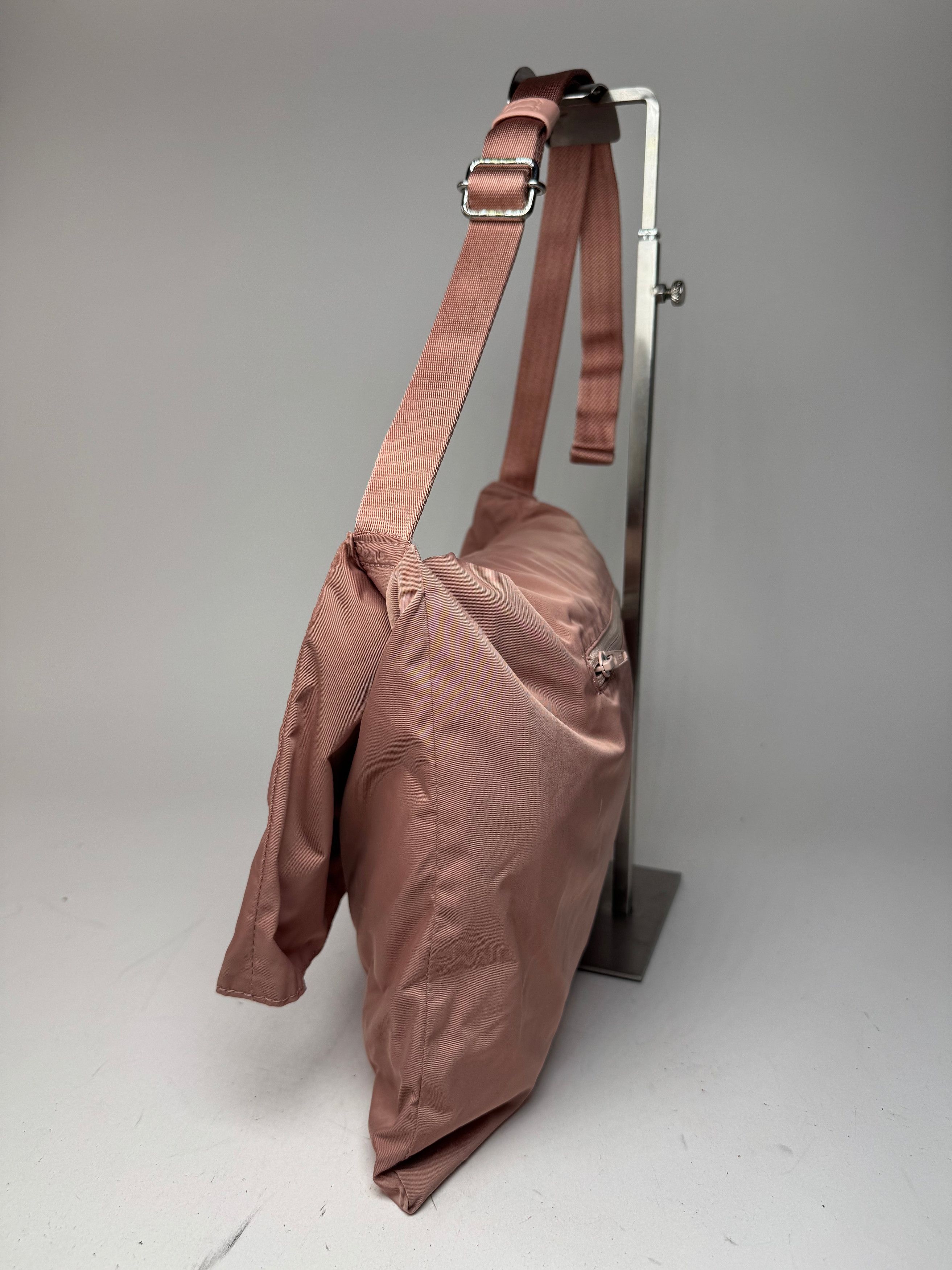 Issey Miyake Vintage Polyester 2Way handbag Purple Size ONE SIZE - 8 Thumbnail