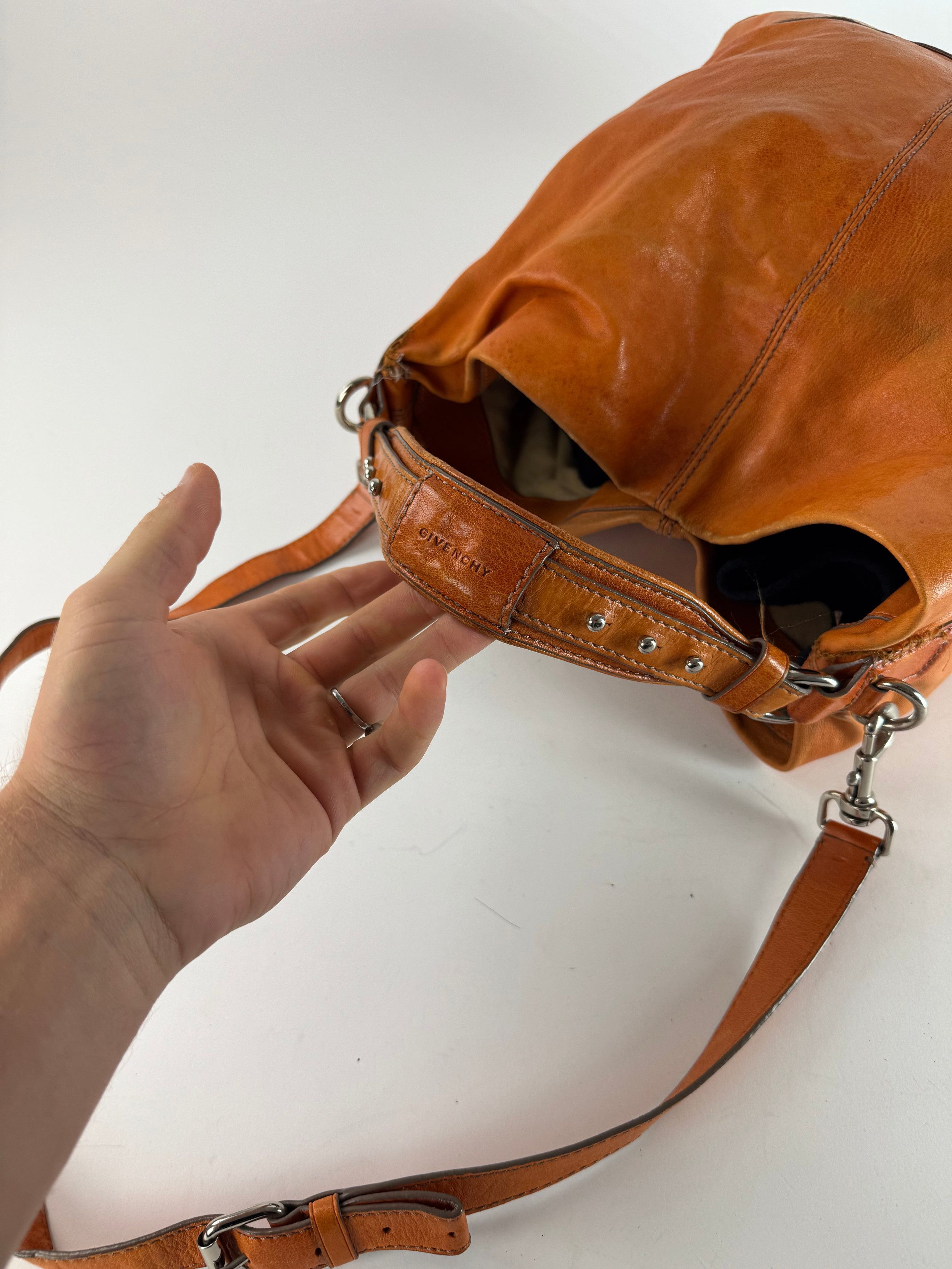 Givenchy Vintage 2Way Leather Handbag Orange Size ONE SIZE - 9 Thumbnail