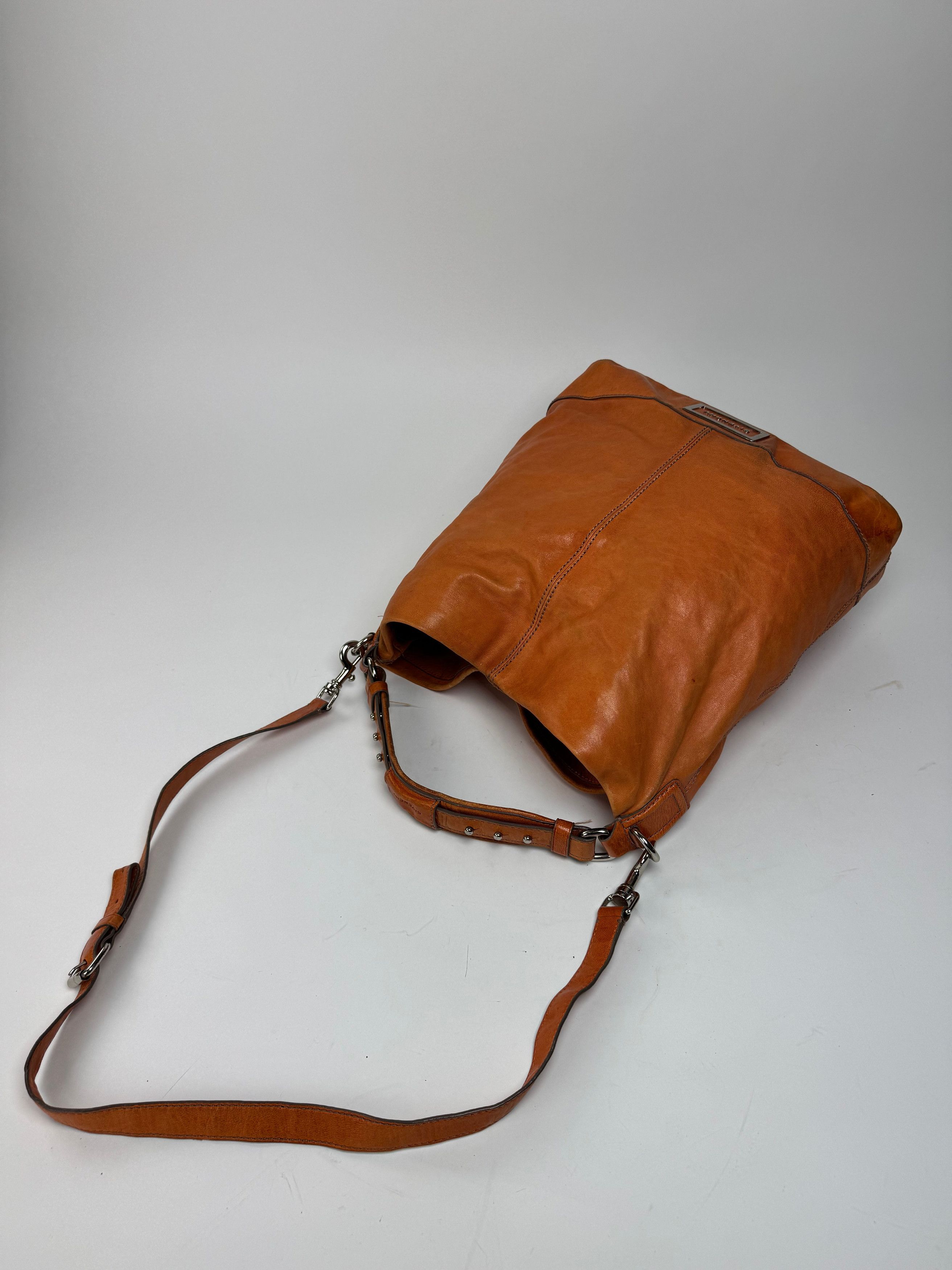Givenchy Vintage 2Way Leather Handbag Orange Size ONE SIZE - 10 Thumbnail