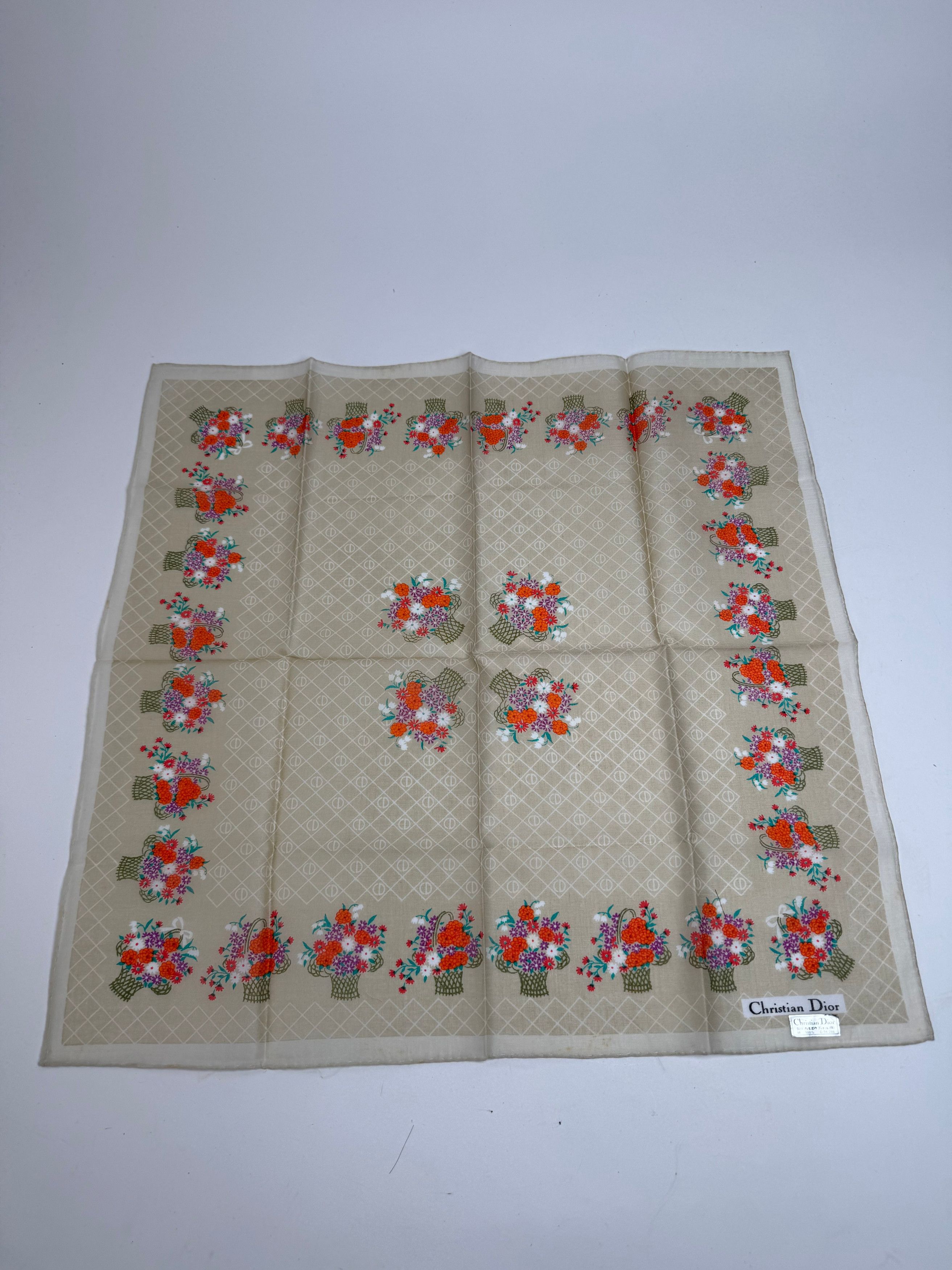 Dior Vintage Floral Scarf Grey Red Size ONE SIZE - 9 Thumbnail
