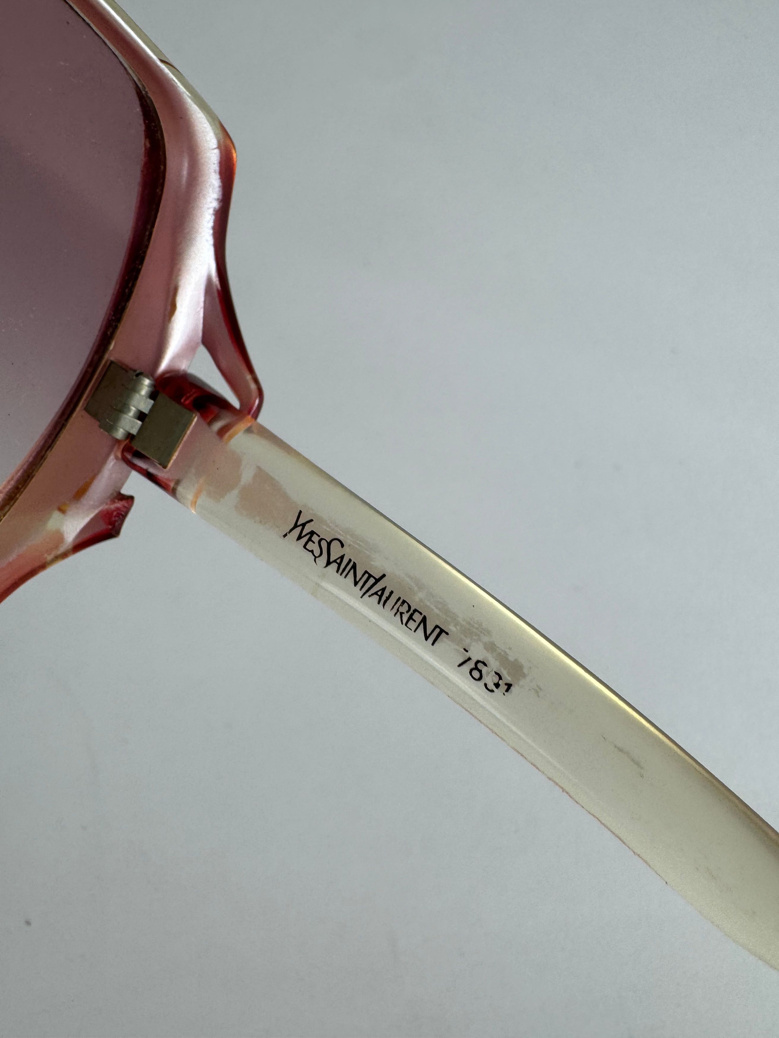 Other Vintage Yves Saint Laurent Overd Sunglasses Beige Red Size ONE SIZE - 10 Thumbnail