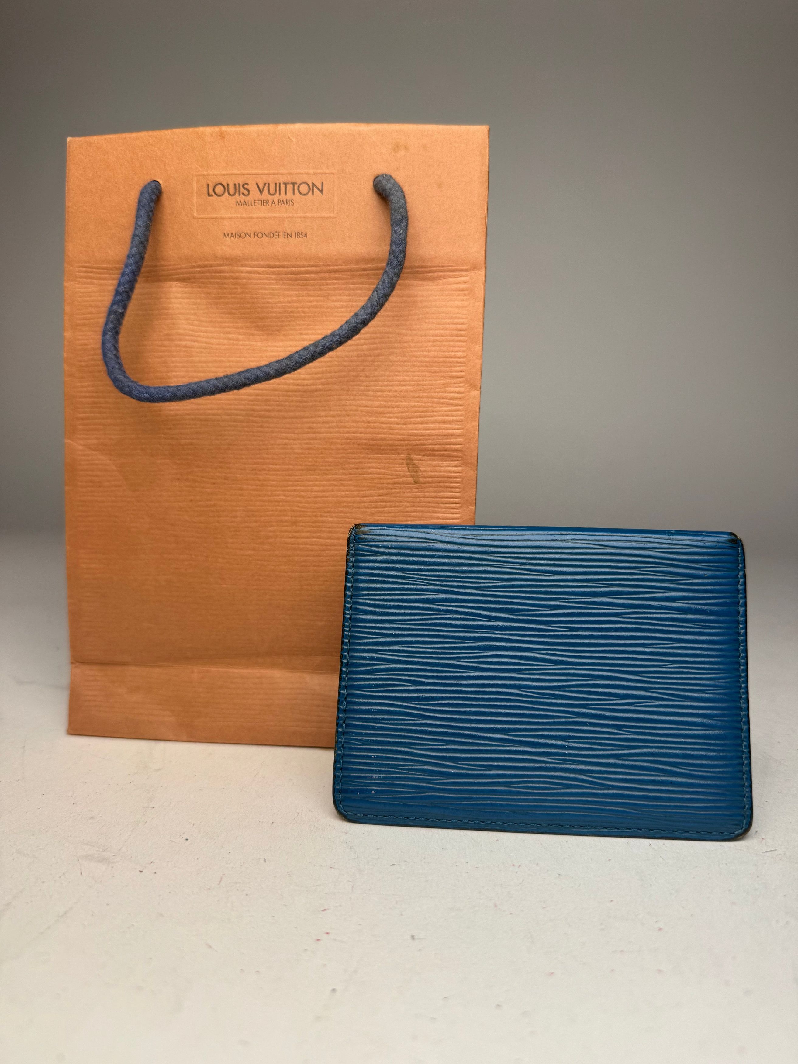 Louis Vuitton Vintage EPI Leather Card Holder Blue Size ONE SIZE - 11 Thumbnail