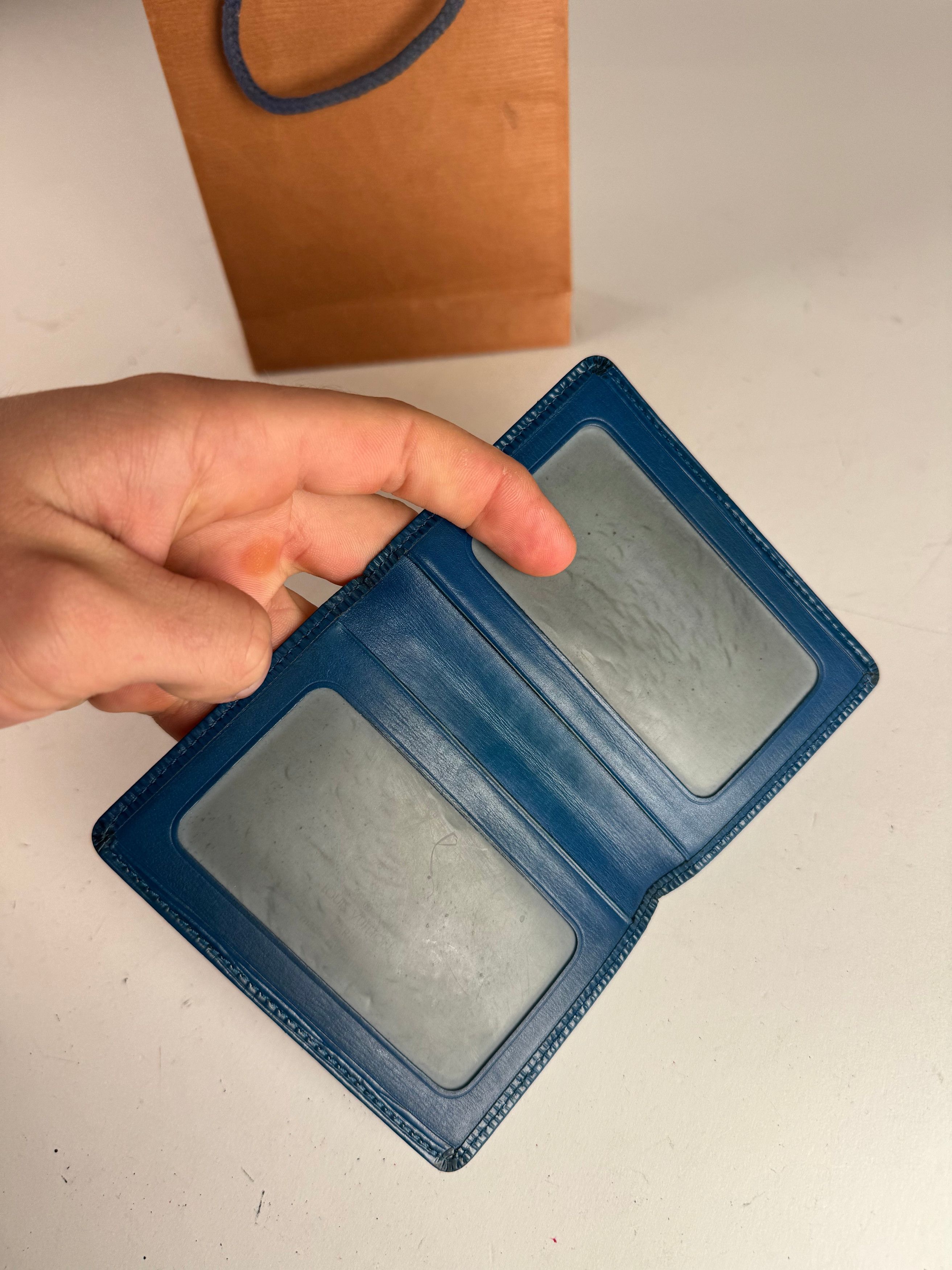 Louis Vuitton Vintage EPI Leather Card Holder Blue Size ONE SIZE - 5 Thumbnail