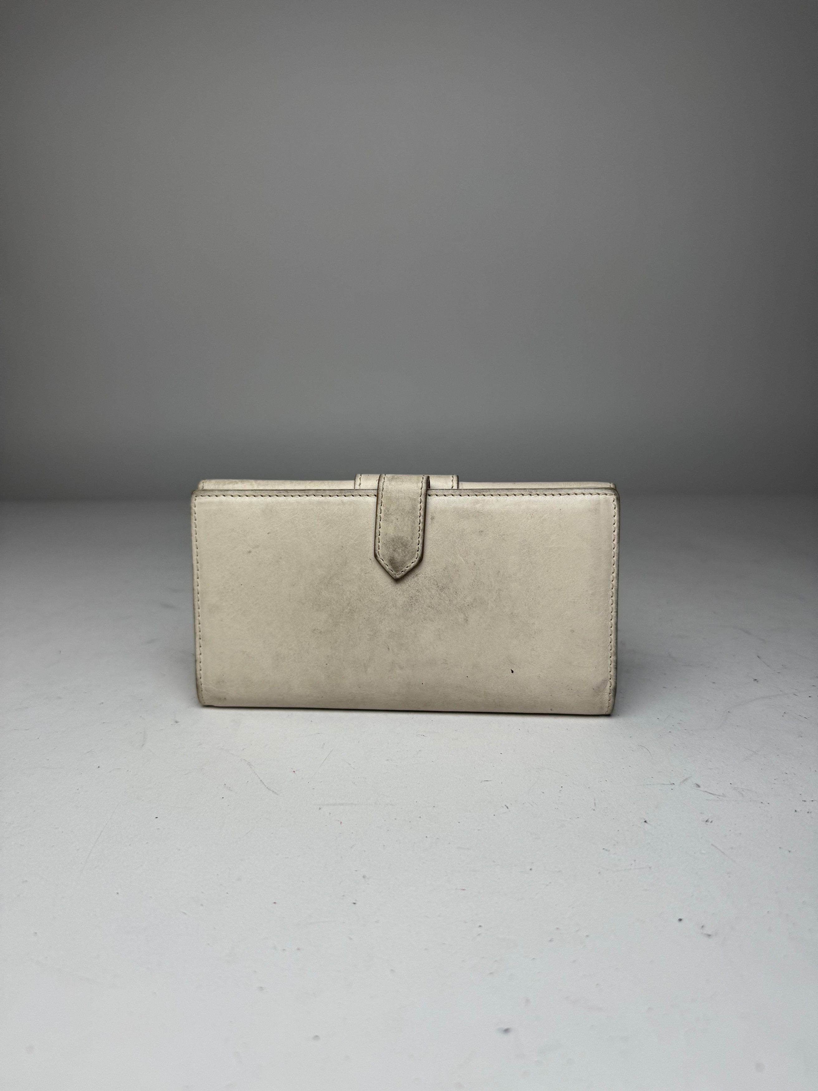 Dior Vintage CD Leather Wallet White Size ONE SIZE - 12 Thumbnail