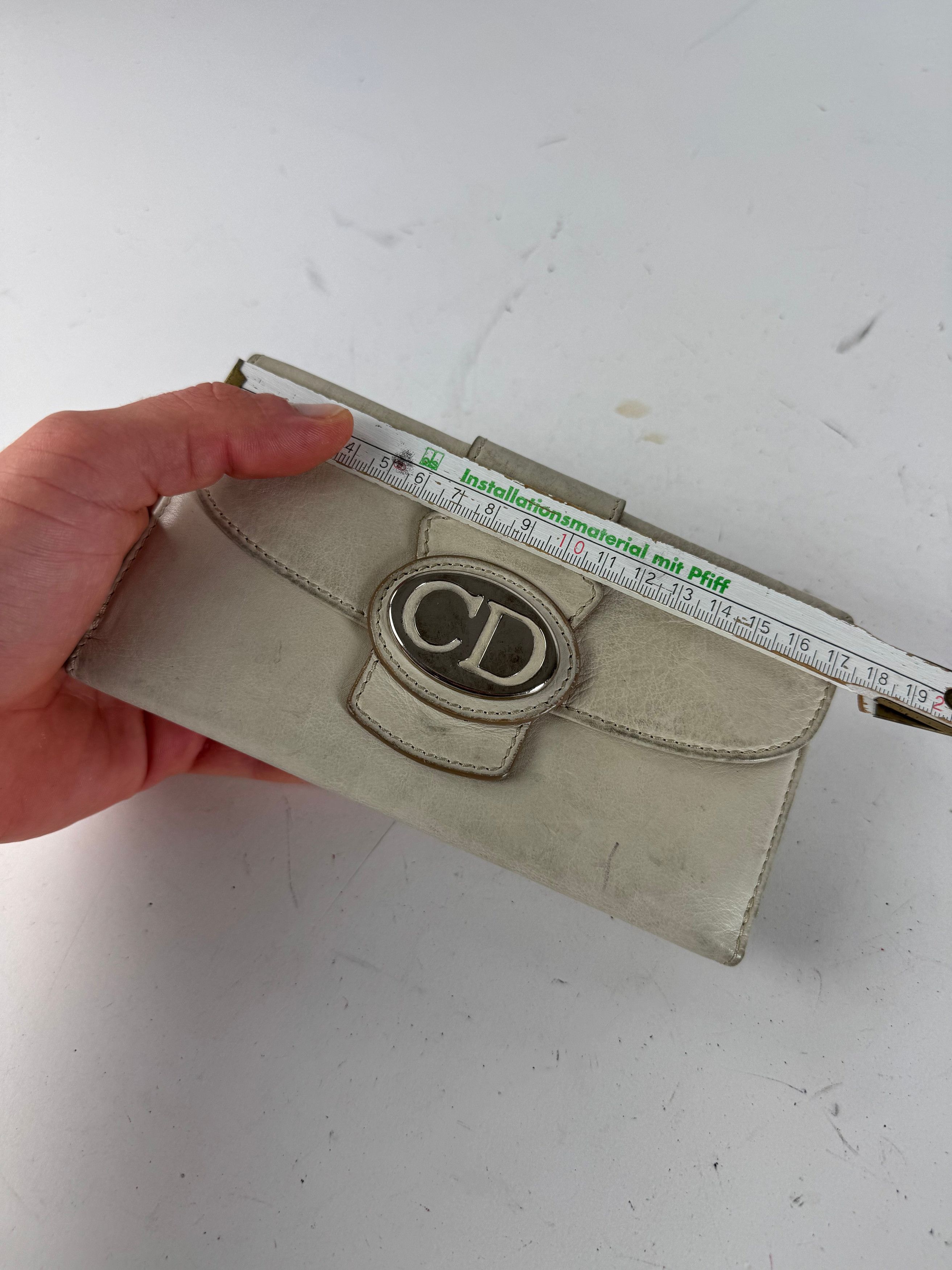 Dior Vintage CD Leather Wallet White Size ONE SIZE - 9 Thumbnail