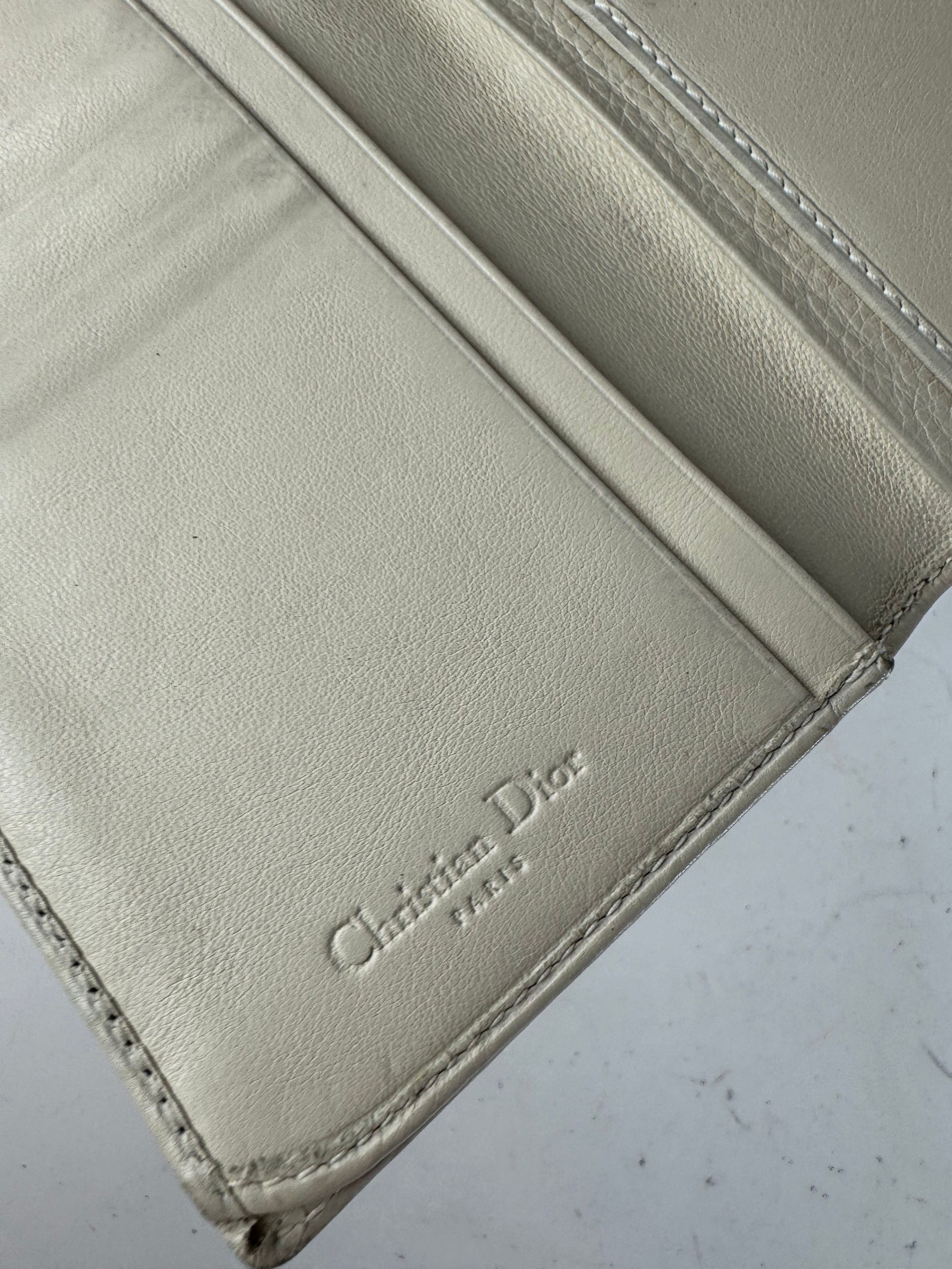 Dior Vintage CD Leather Wallet White Size ONE SIZE - 5 Thumbnail