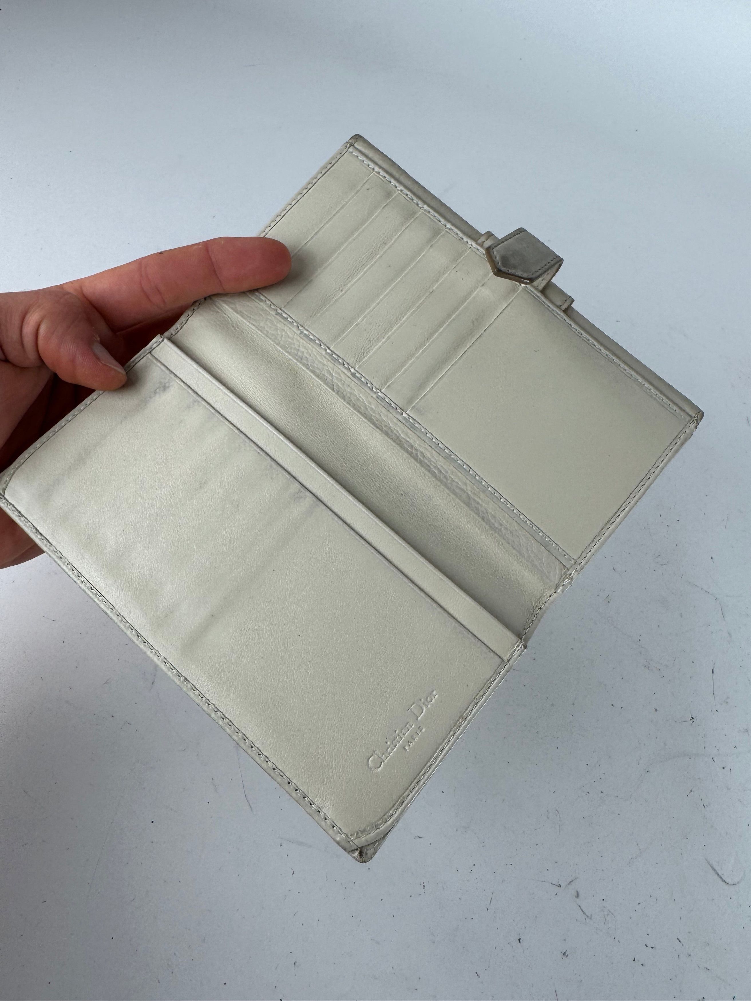 Dior Vintage CD Leather Wallet White Size ONE SIZE - 4 Thumbnail