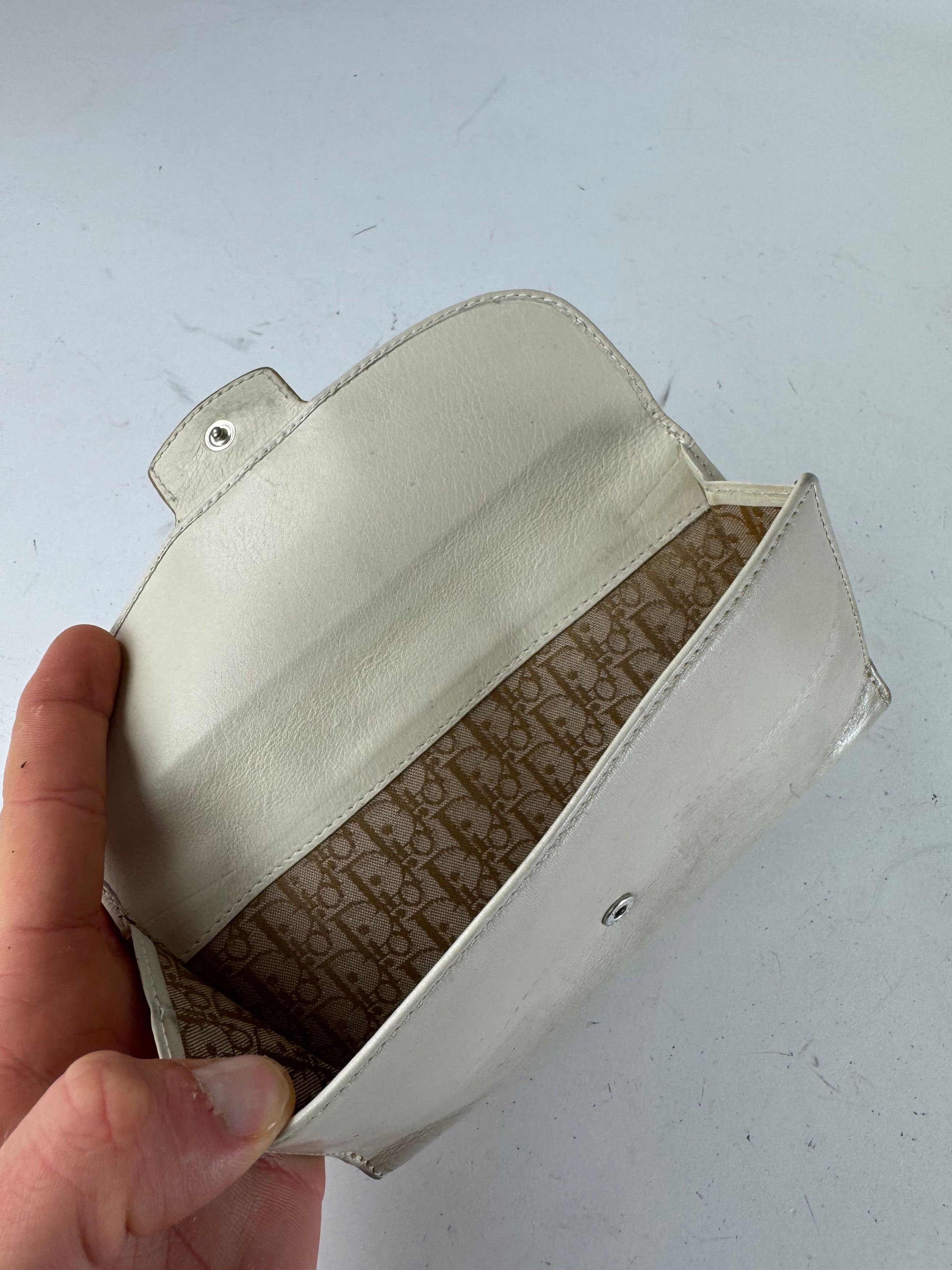 Dior Vintage CD Leather Wallet White Size ONE SIZE - 3 Thumbnail