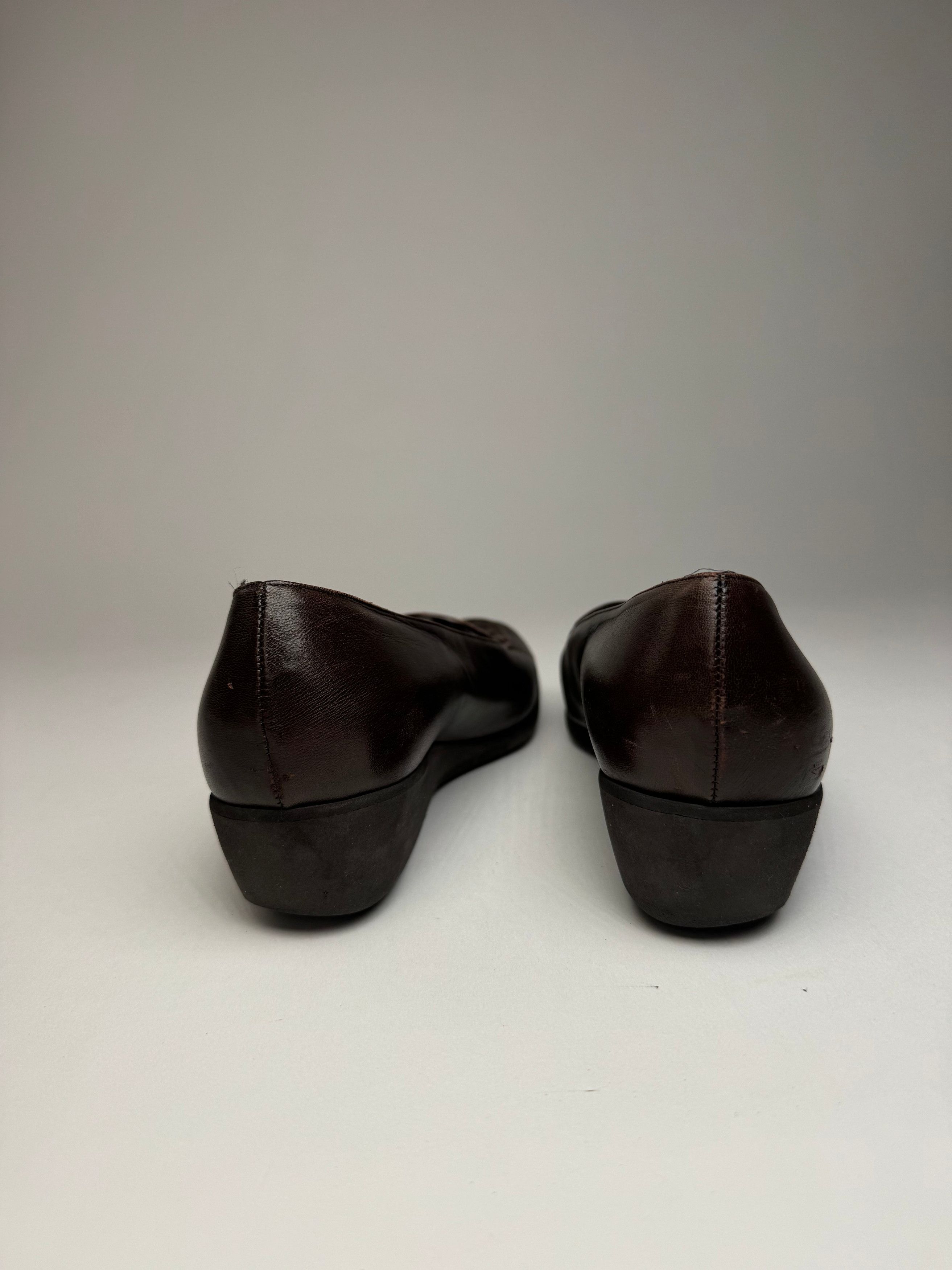 Bottega Veneta Vintage Intrecciato Leather Loafer Brown 37C Size US 6 / IT 36 - 7 Thumbnail