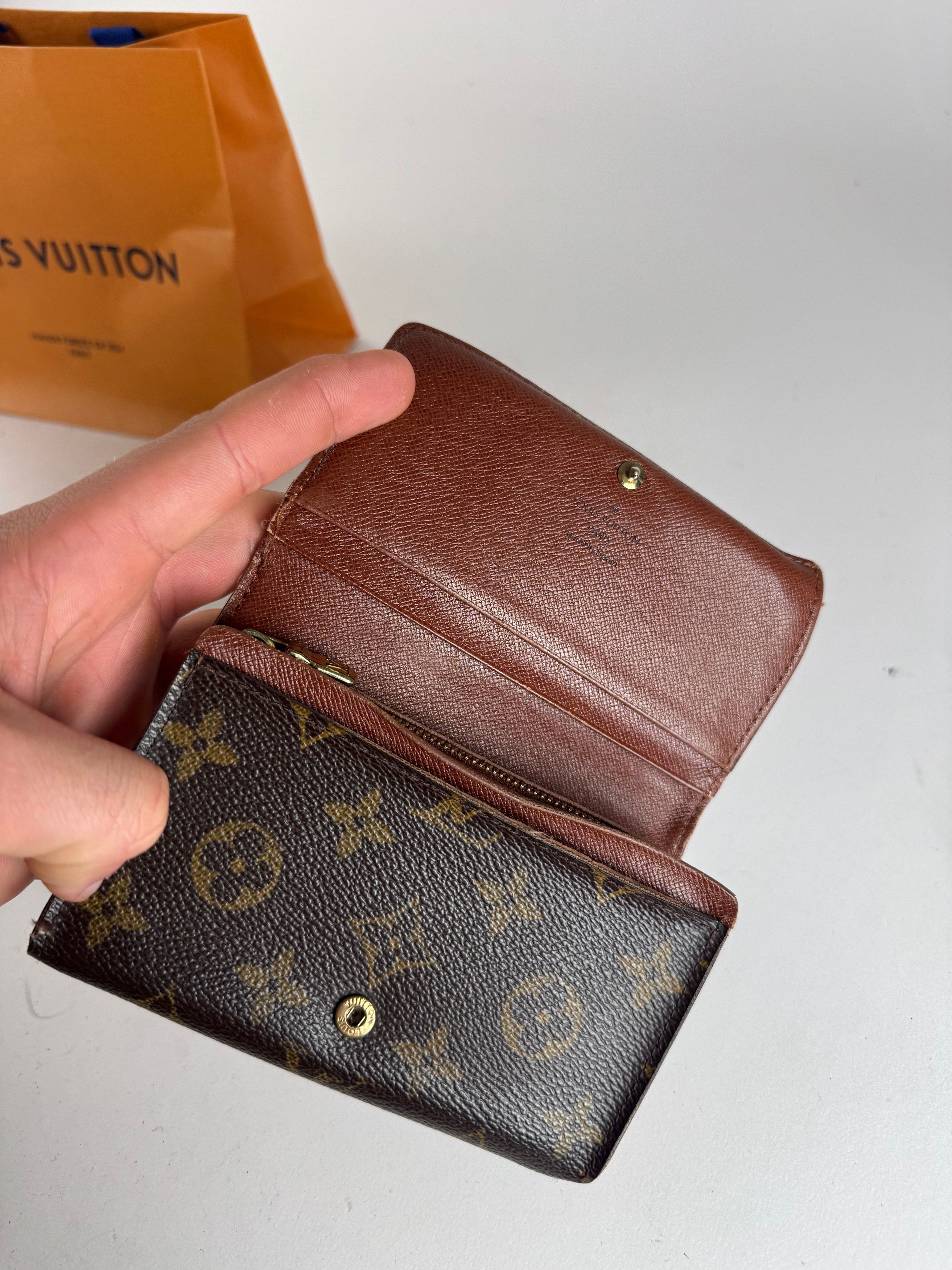 Louis Vuitton Vintage Monogram Leather Wallet Brown Size ONE SIZE - 3 Thumbnail