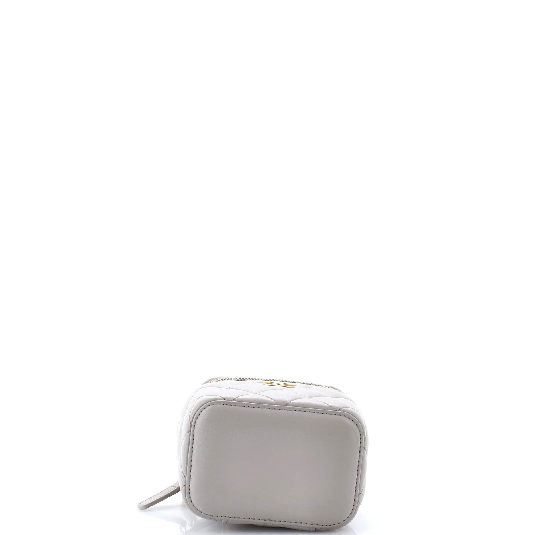 Chanel Classic Top Handle Vanity Case with Chain Size ONE SIZE - 4 Thumbnail