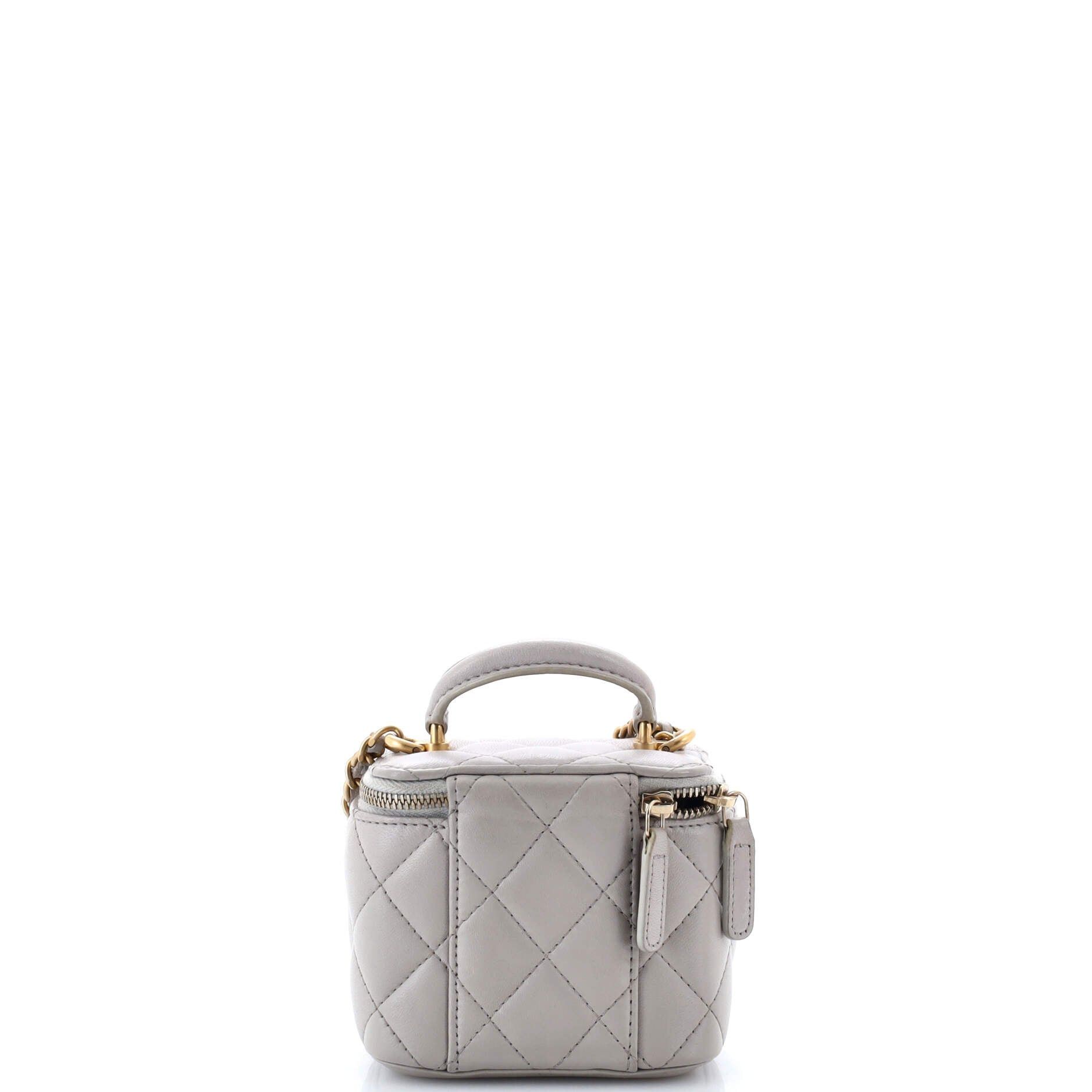 Chanel Classic Top Handle Vanity Case with Chain Size ONE SIZE - 3 Thumbnail