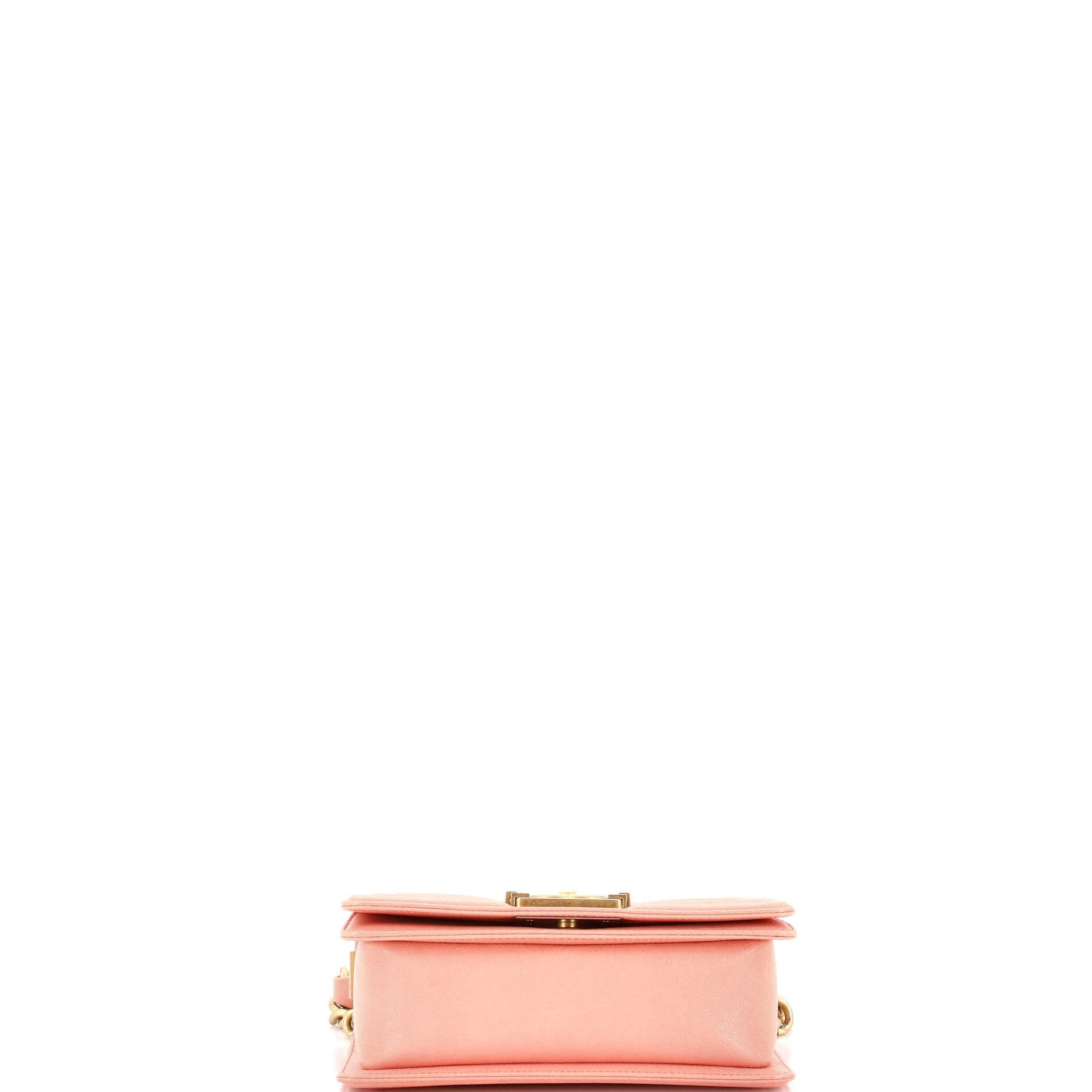 Chanel Boy Flap Bag Size ONE SIZE - 5 Thumbnail