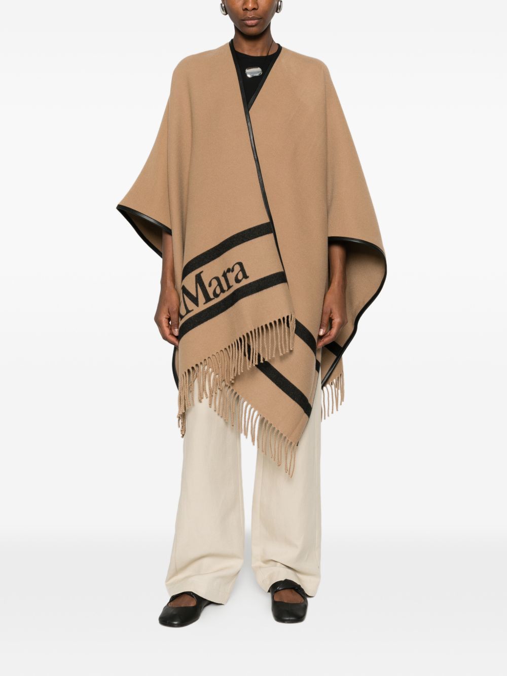 Max Mara WOOL CAPE Size M / US 6-8 / IT 42-44 - 4 Thumbnail