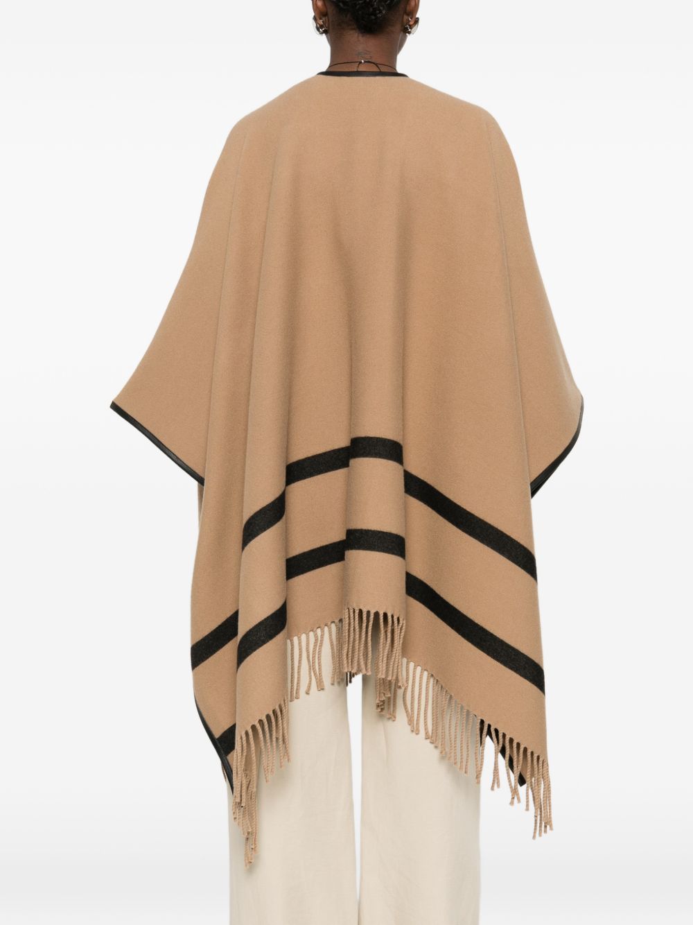Max Mara WOOL CAPE Size M / US 6-8 / IT 42-44 - 2 Thumbnail