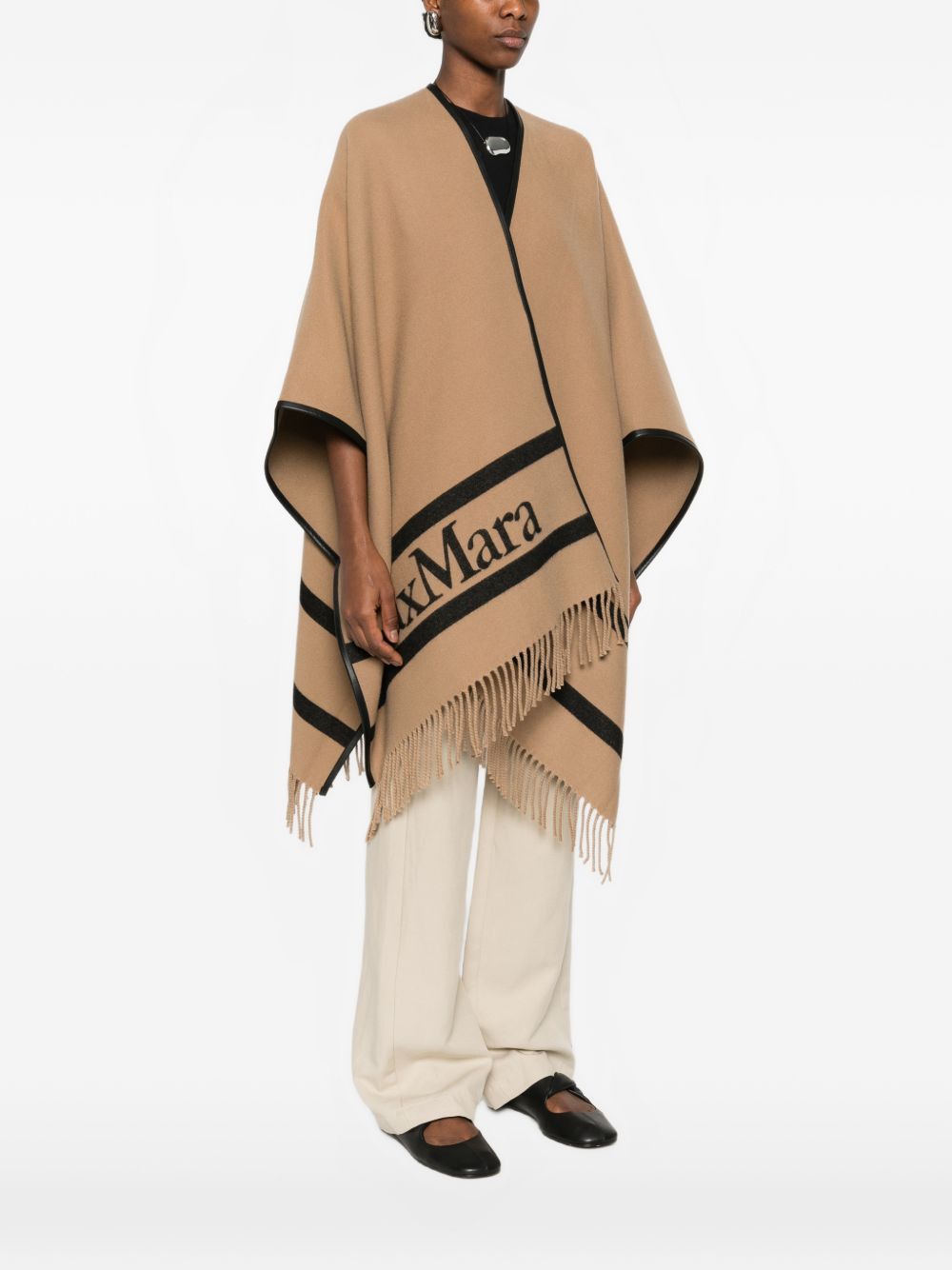 Max Mara WOOL CAPE Size M / US 6-8 / IT 42-44 - 3 Thumbnail