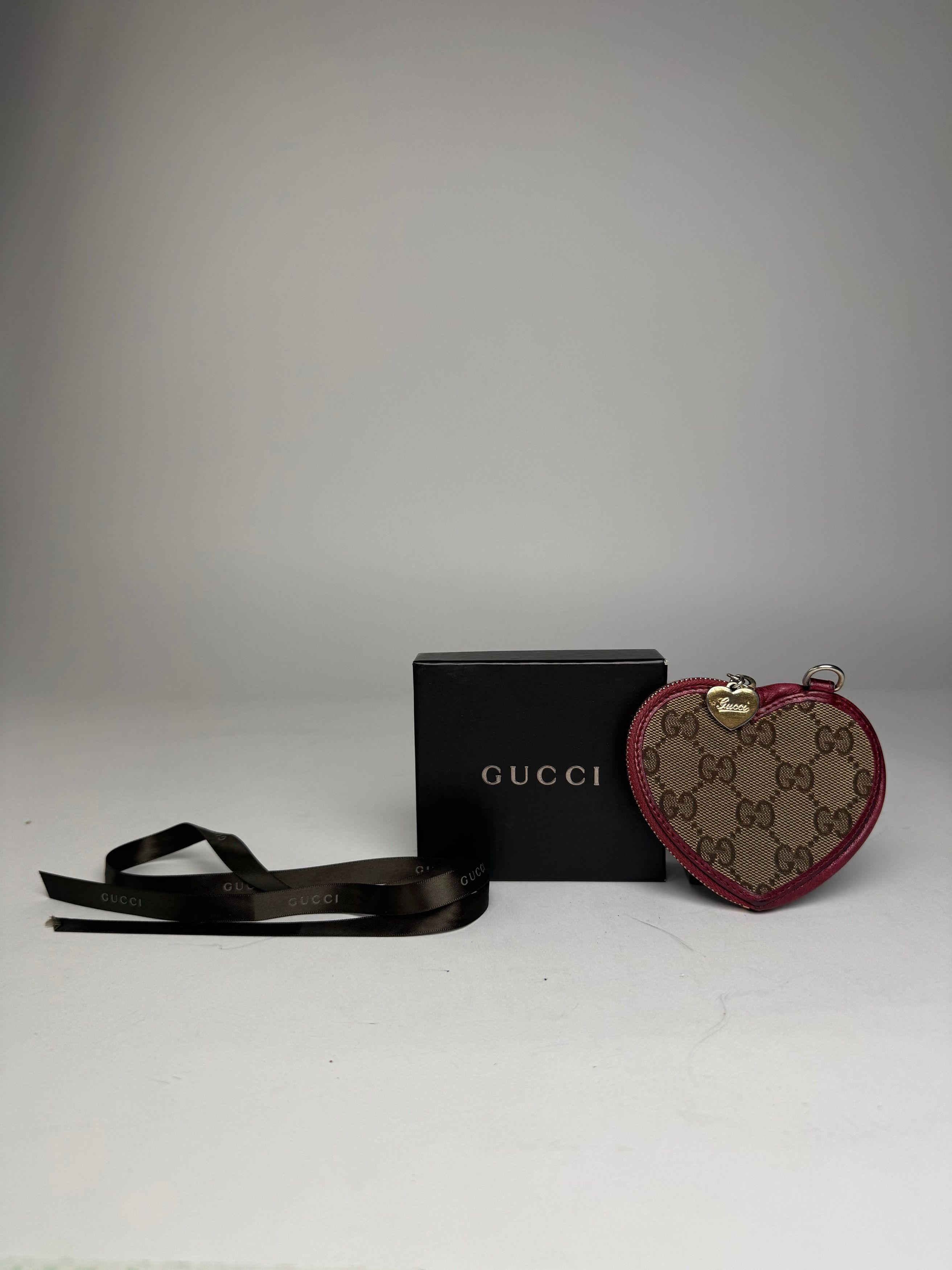 Gucci Vintage Monogram Heart Purse Purple Brown Size ONE SIZE - 6 Thumbnail