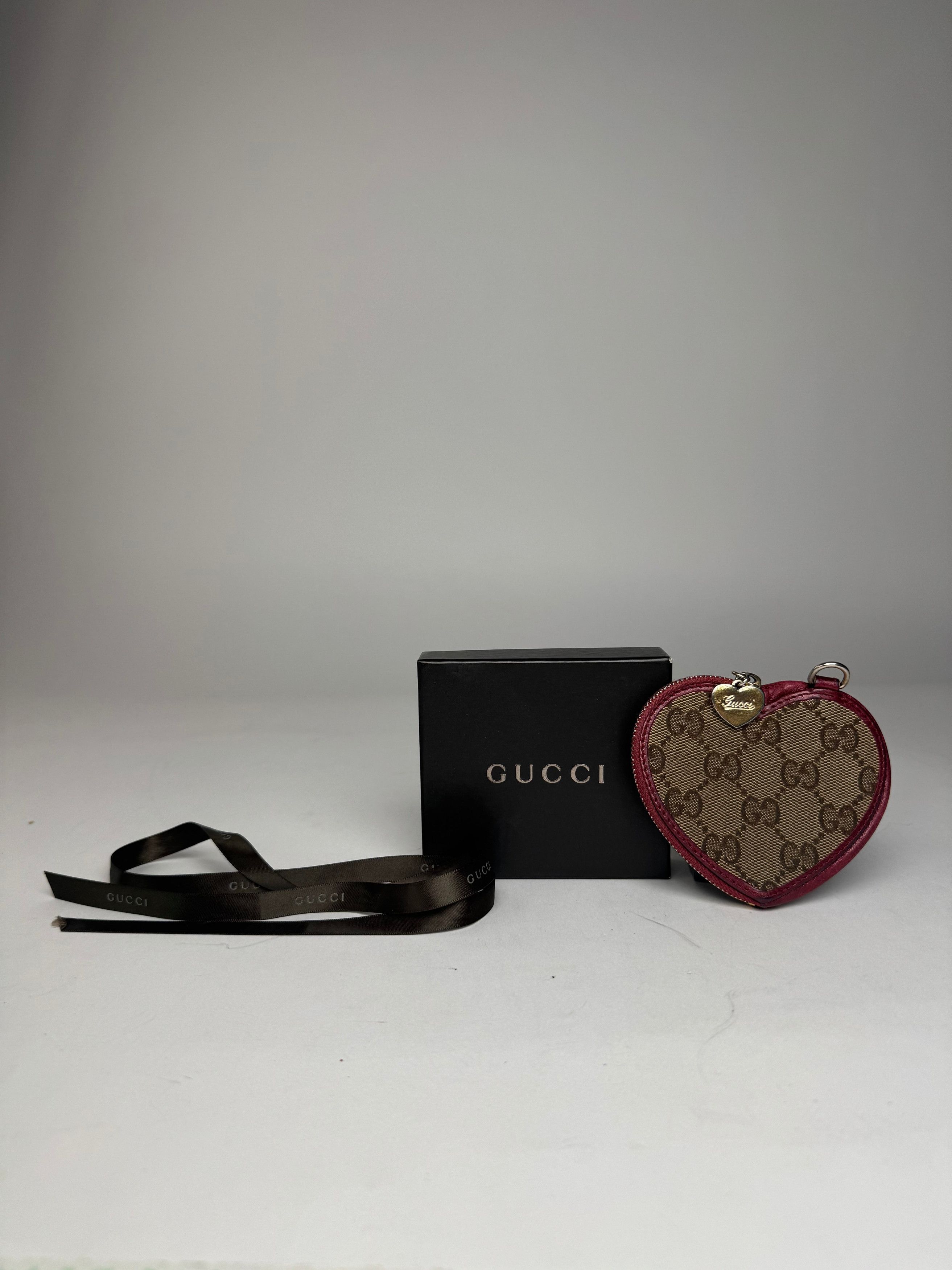 Gucci Vintage Monogram Heart Purse Purple Brown Size ONE SIZE - 4 Thumbnail