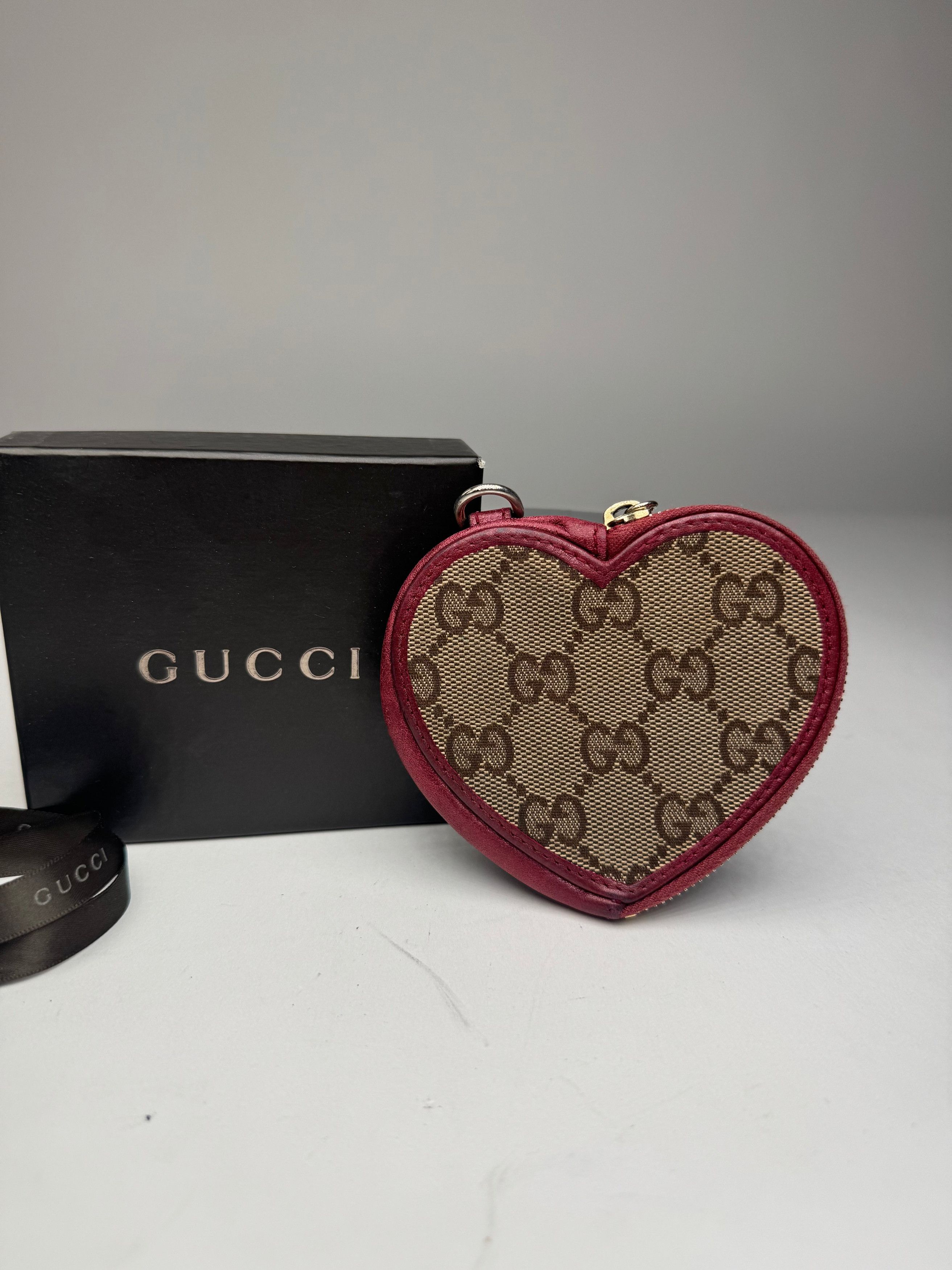 Gucci Vintage Monogram Heart Purse Purple Brown Size ONE SIZE - 10 Thumbnail