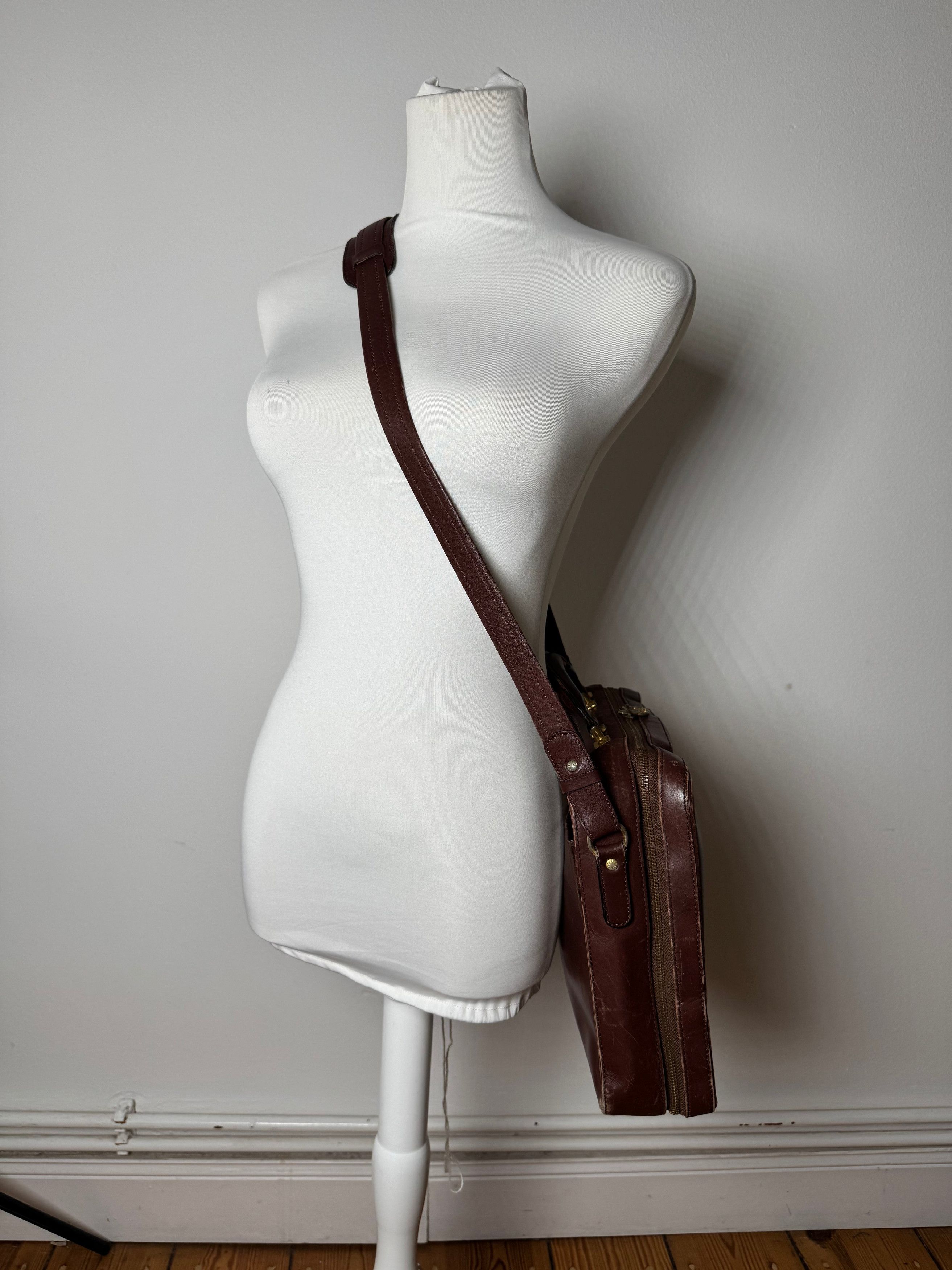 Celine Vintage Paris 2Way Leather Travel Bag Brown Size ONE SIZE - 7 Thumbnail