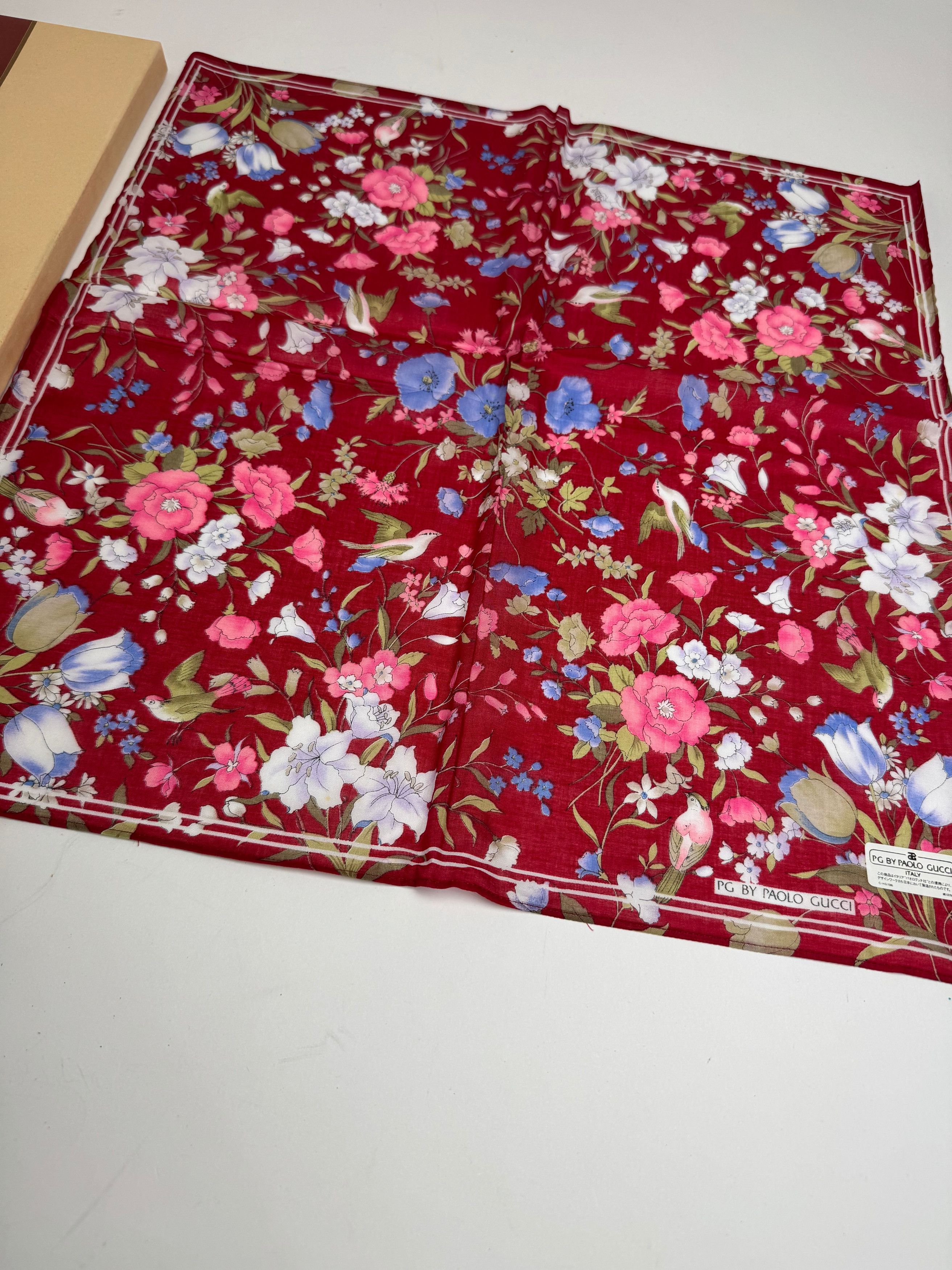 Gucci Vintage Floral Scarf Red New With Box Size ONE SIZE - 7 Thumbnail