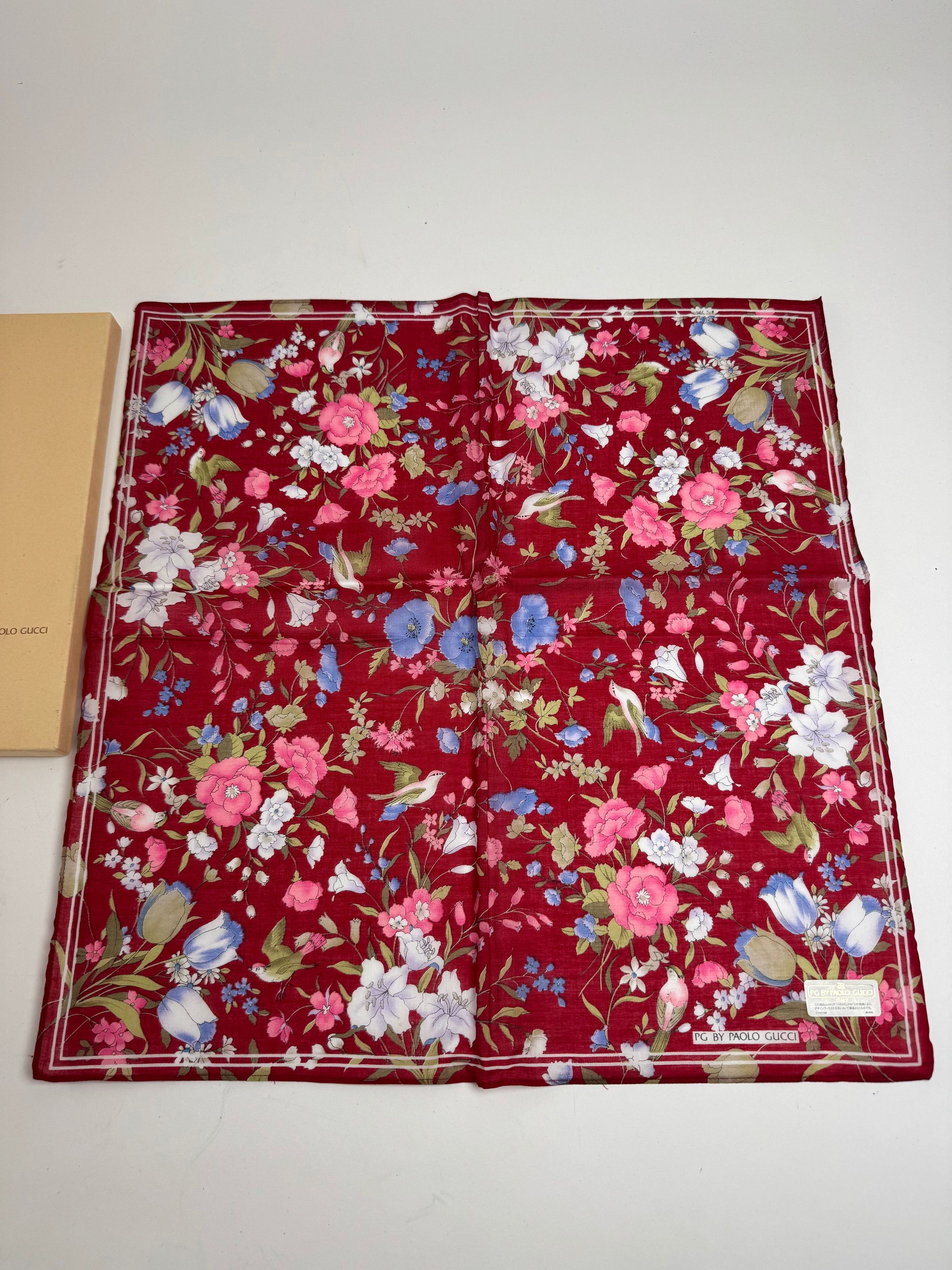 Gucci Vintage Floral Scarf Red New With Box Size ONE SIZE - 4 Thumbnail